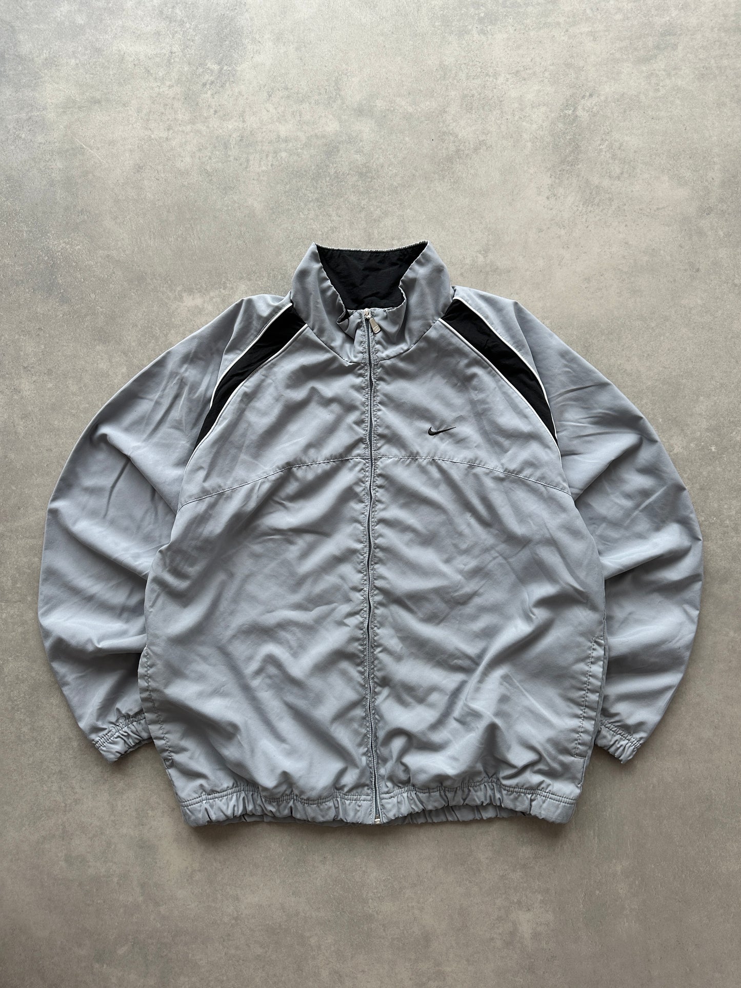 Nike vintage muška siva šuškava dukserica (L)