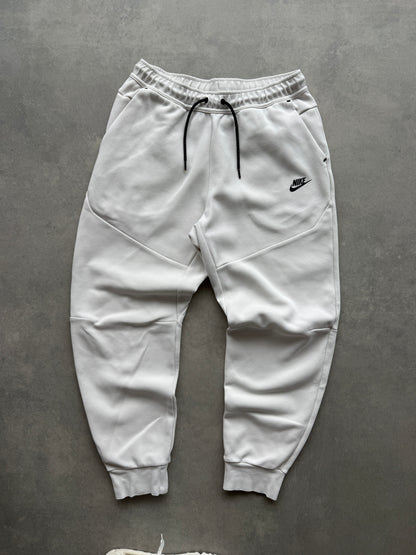 Nike Tech Fleece muška bijela trenerka (L)