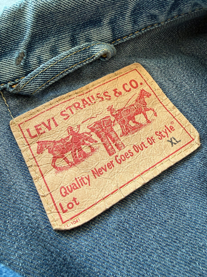 Levis vintage muška distressed cropped fit teksas jakna (L)