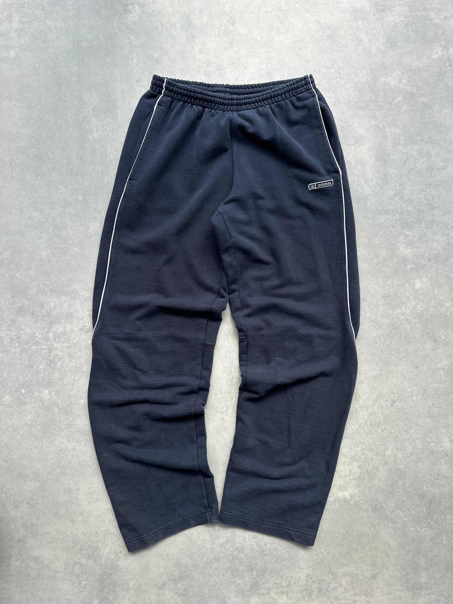 Adidas 2000s ženska baggy trenerka (M)