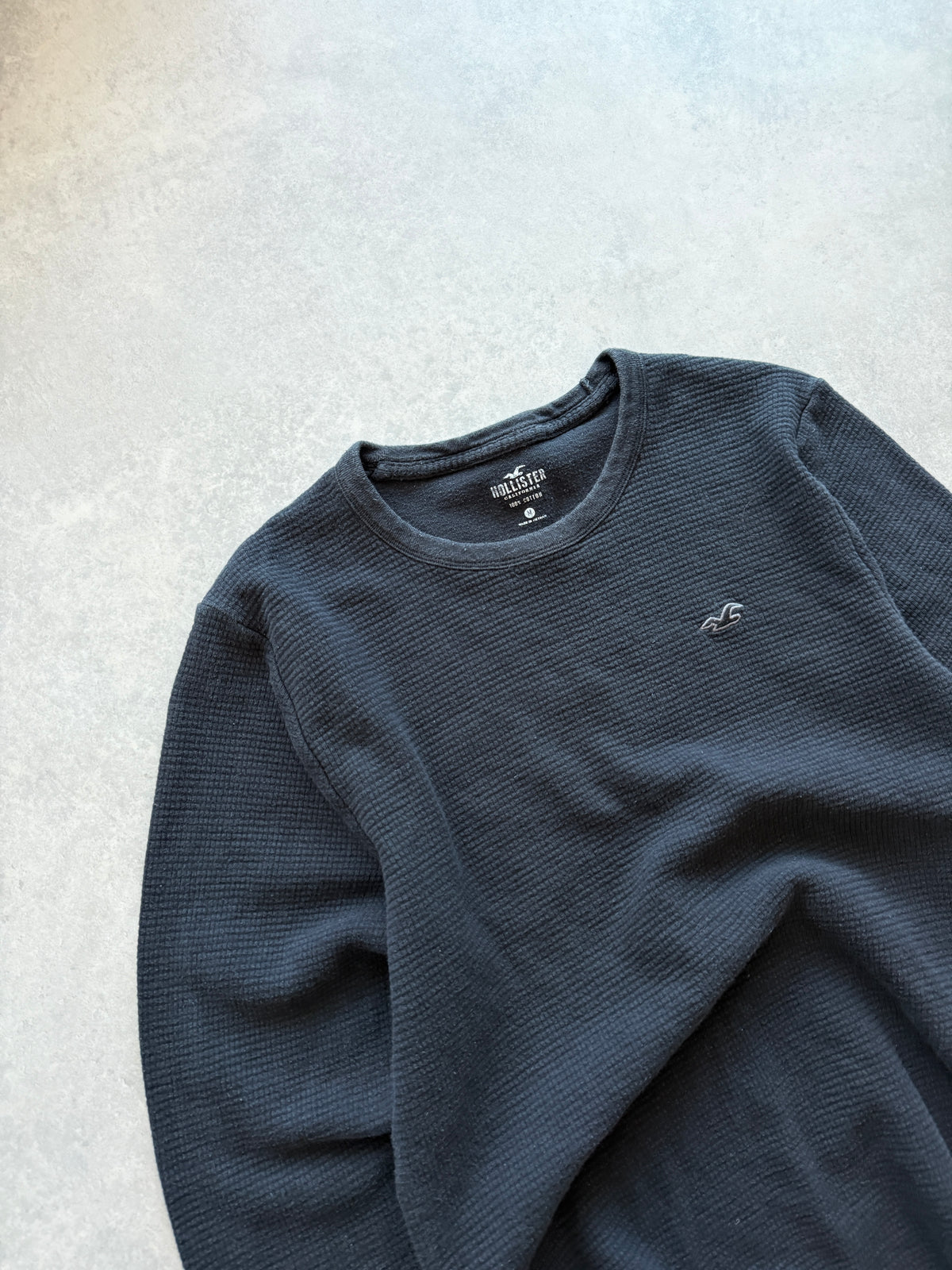 Hollister Y2K muška crna majica (M)