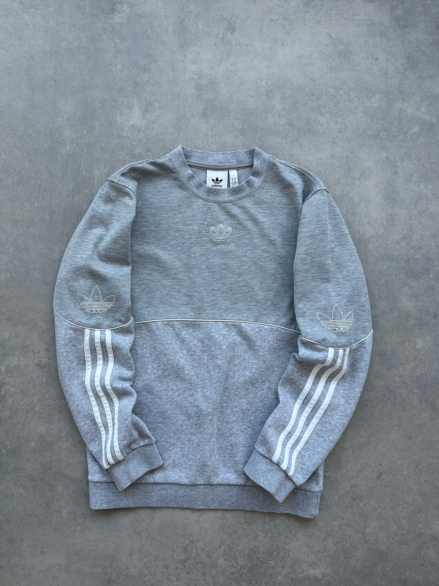 Adidas muška siva basic dukserica (XS)