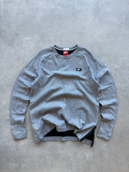 Nike muška basic siva tanka dukserica (M)