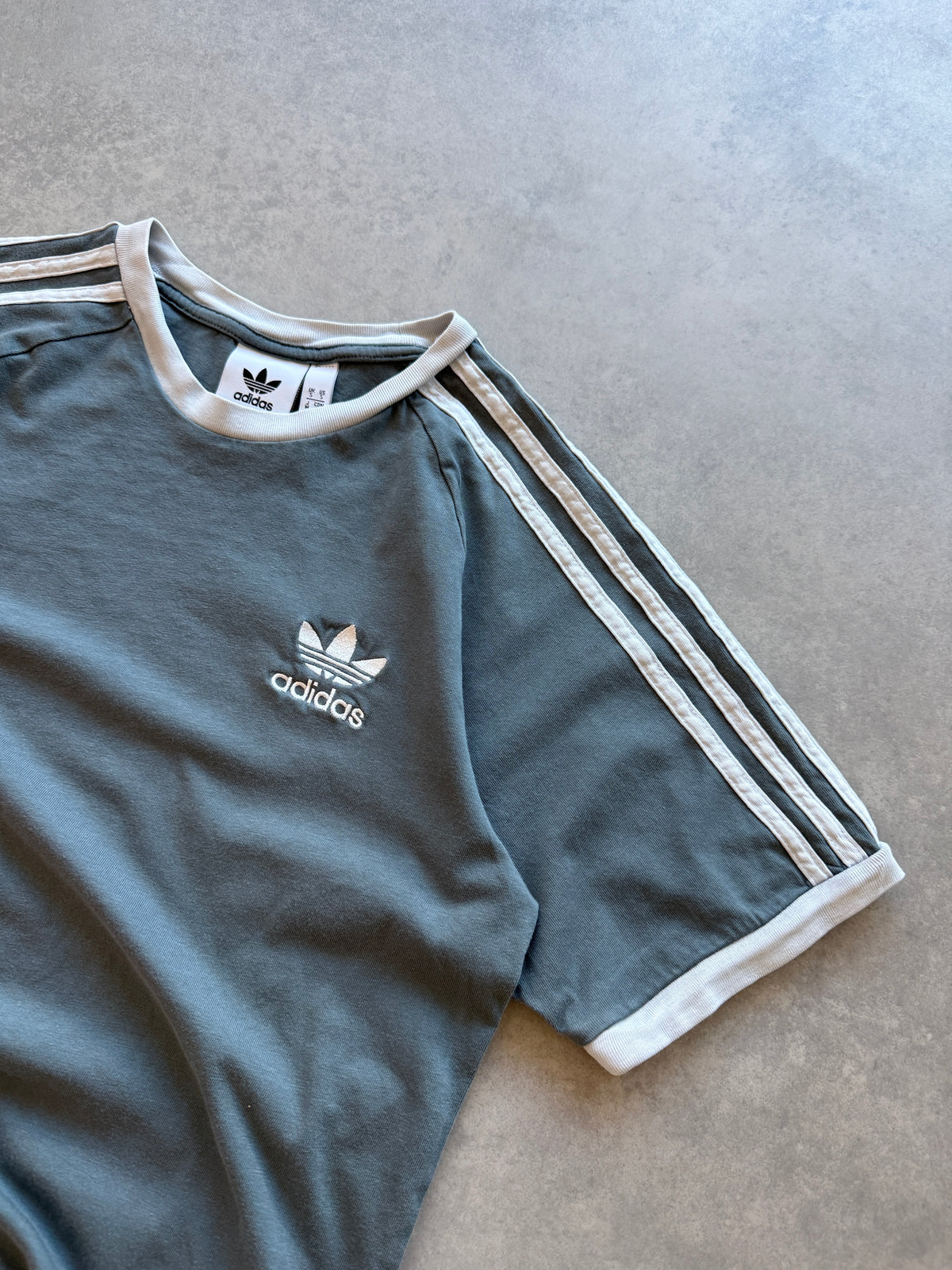 Adidas Originals muška siva majica (S)