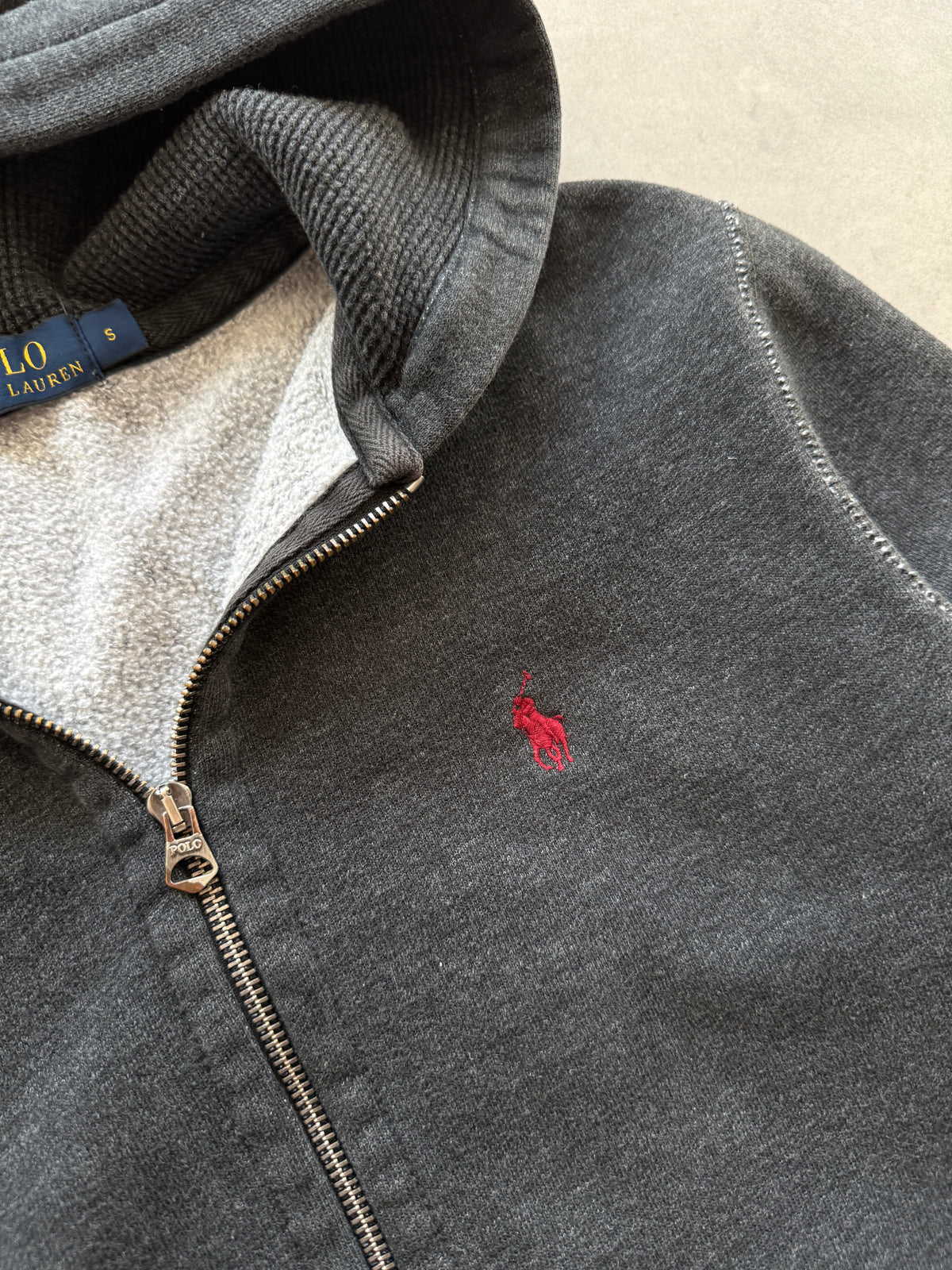 Polo by Ralph Lauren siva zip heavy cotton dukserica (S)
