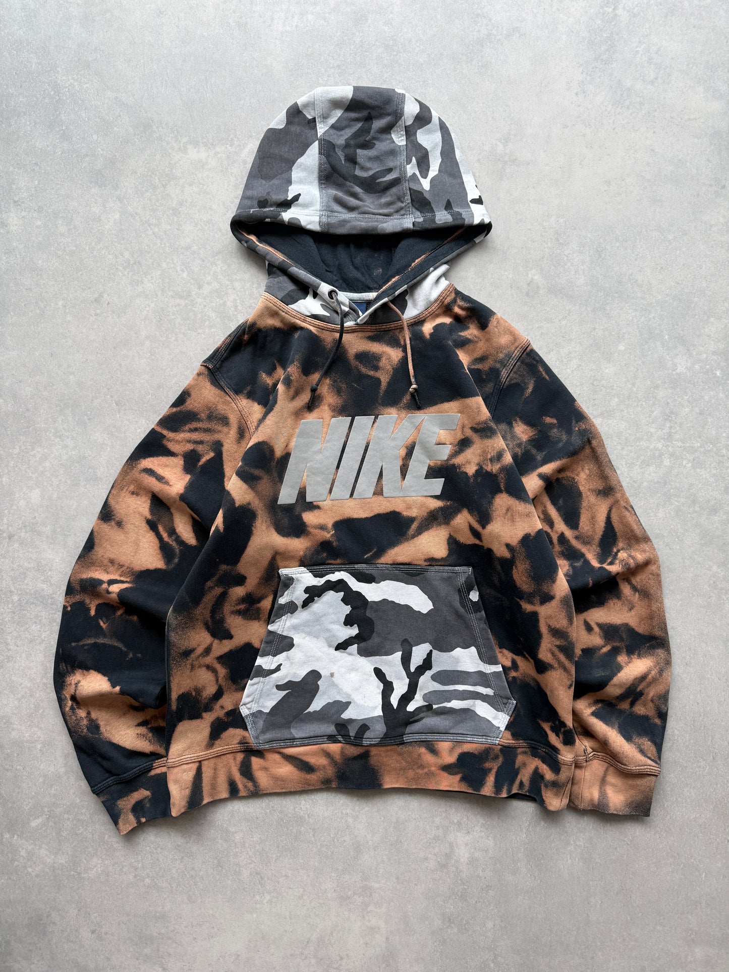 Nike muška bleech dye dukserica (M)