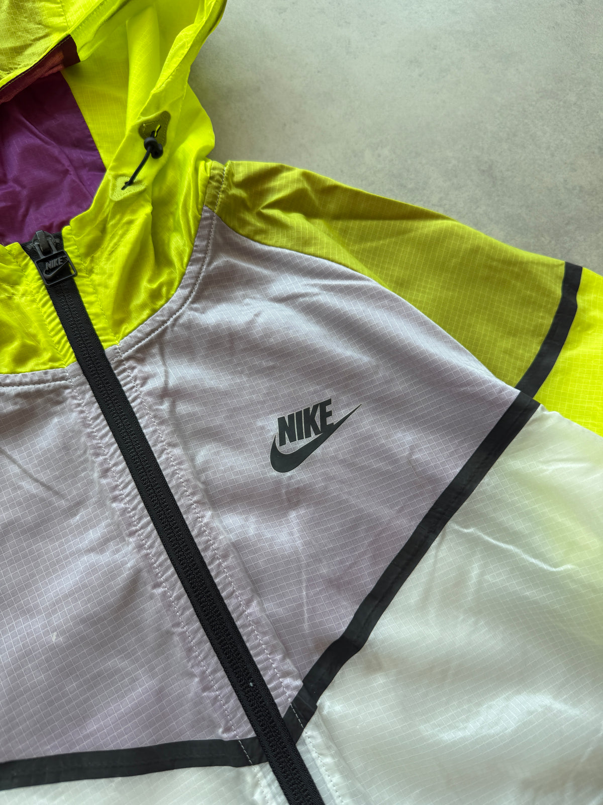Nike Tech Hyper Windrunner ženska šuškava dukserica (S)