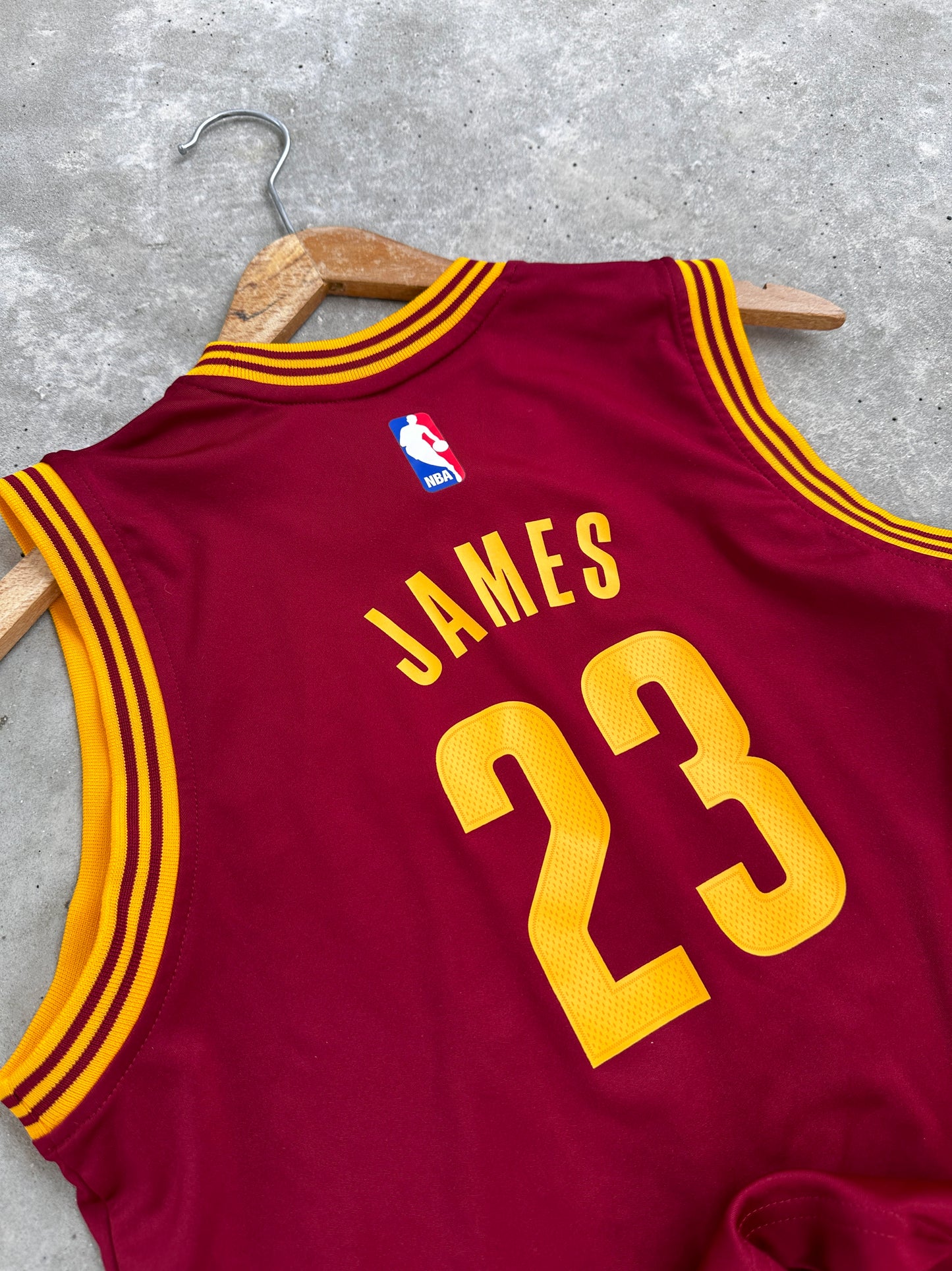 Adidas x Cleveland Cavaliers James djeciji dres (L)