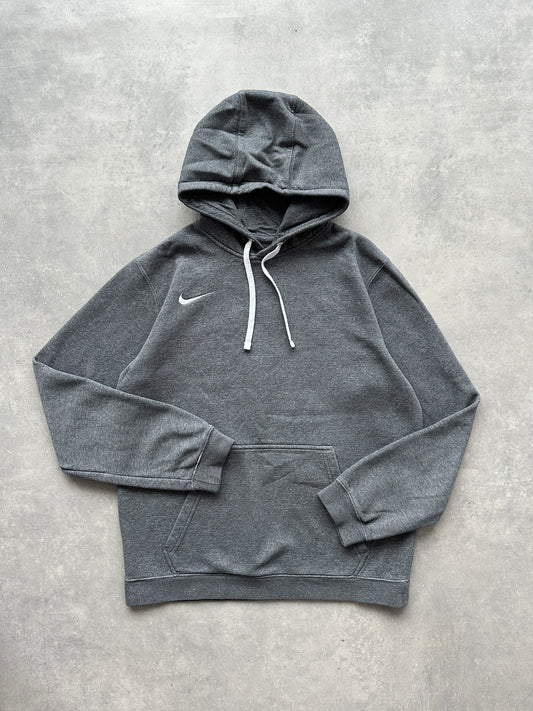 Nike muška siva basic pullover dukserica (M)