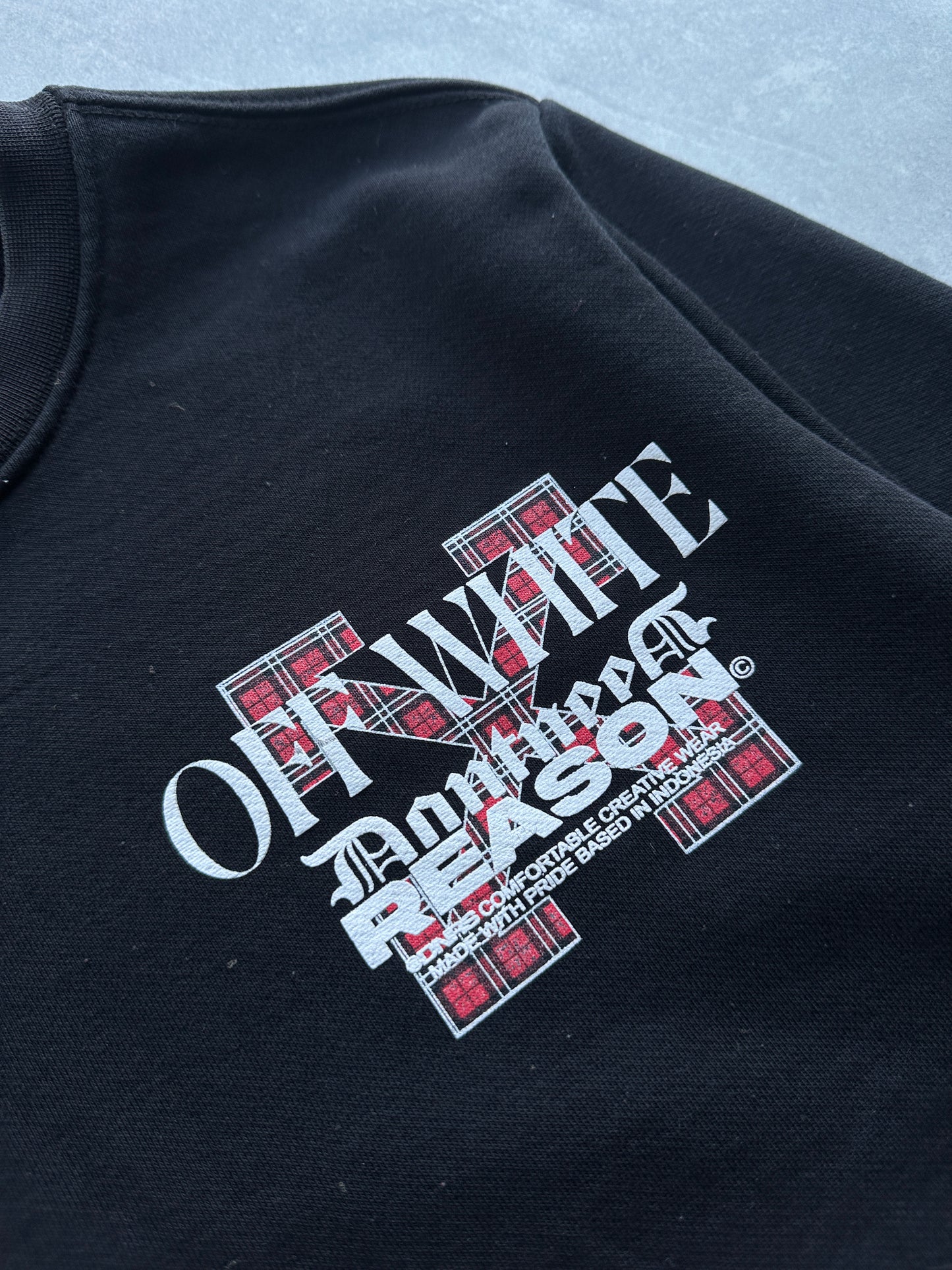 Off White muška crna dukserica (M)