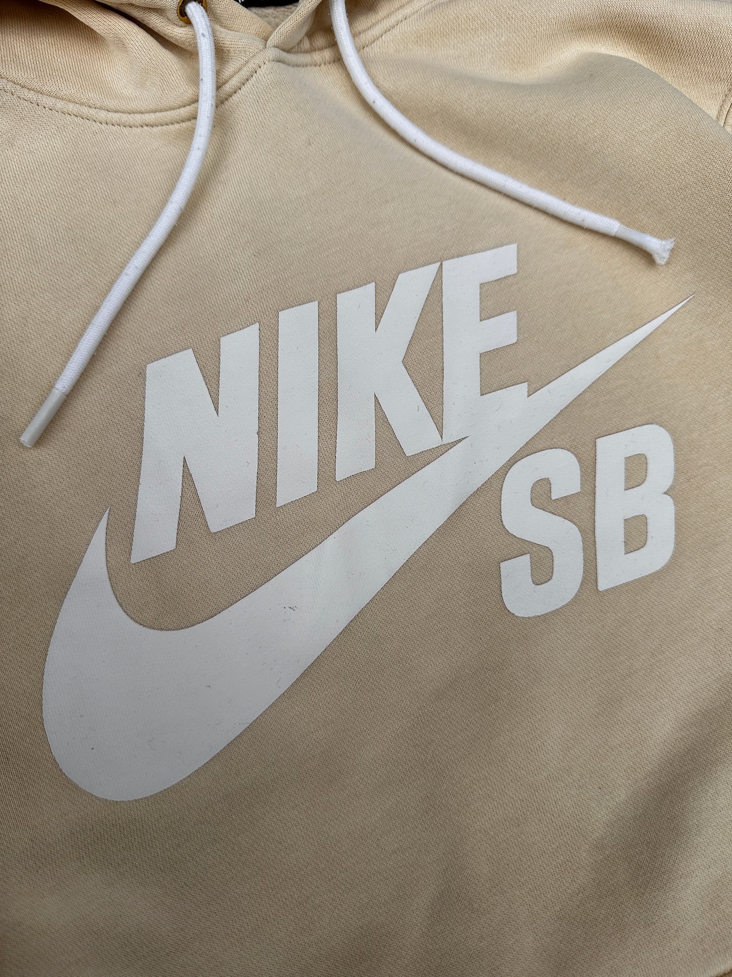 Nike SB zuta muška basic dukserica (S)