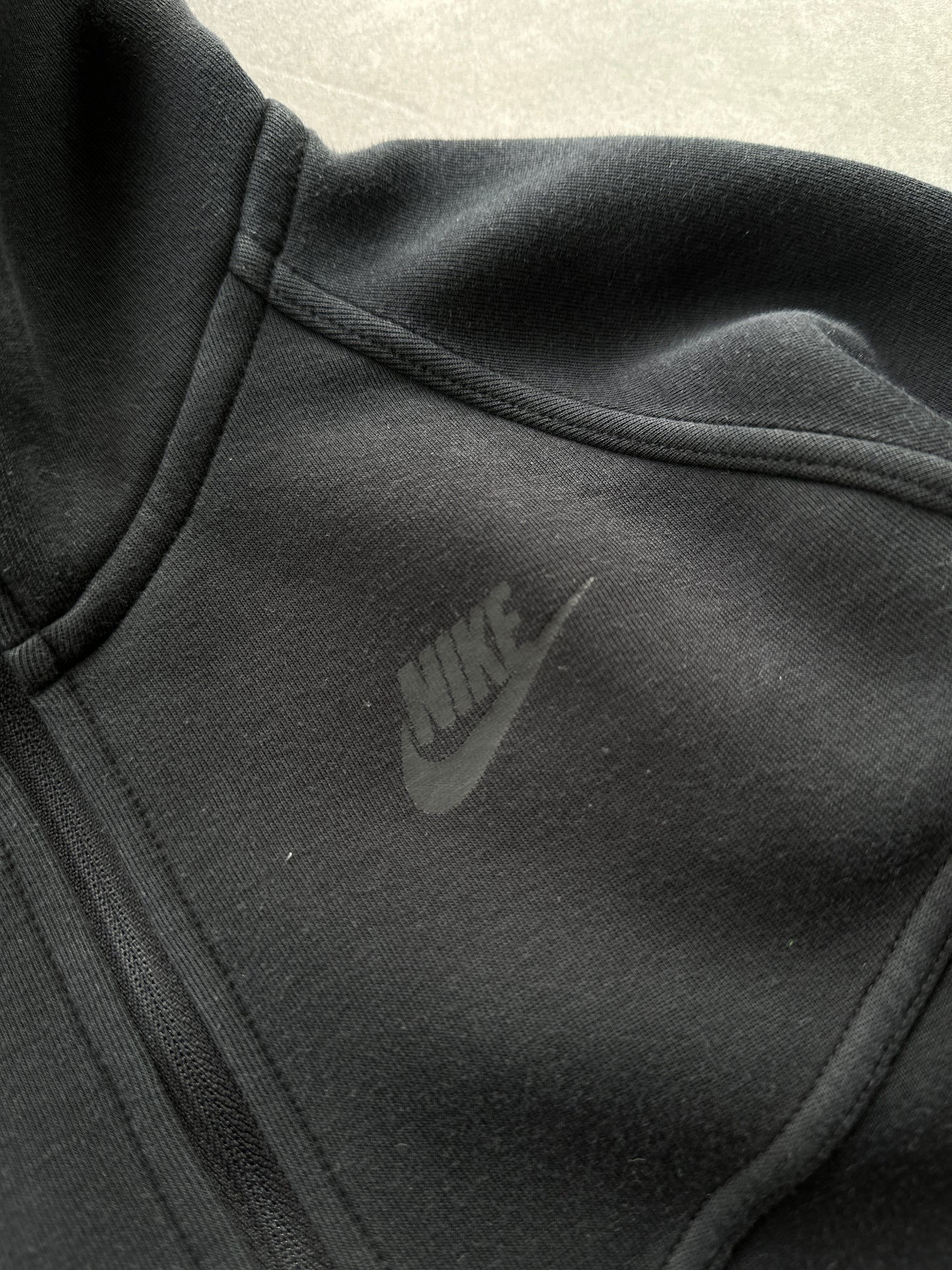 Nike Tech Fleece ženska dukserica (XS)