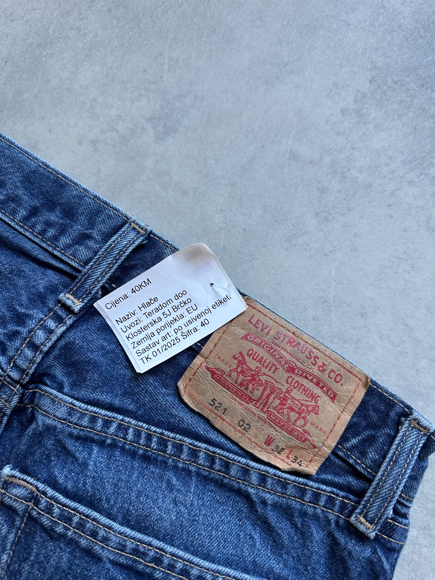 Levis 521 muške farmerke (32x34)