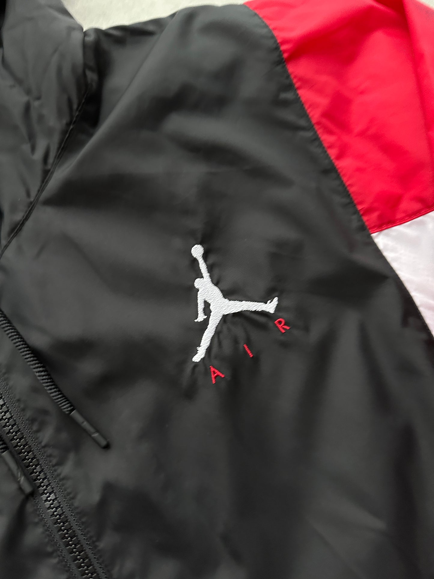 Nike Air Jordan muška šuškava jakna (L)