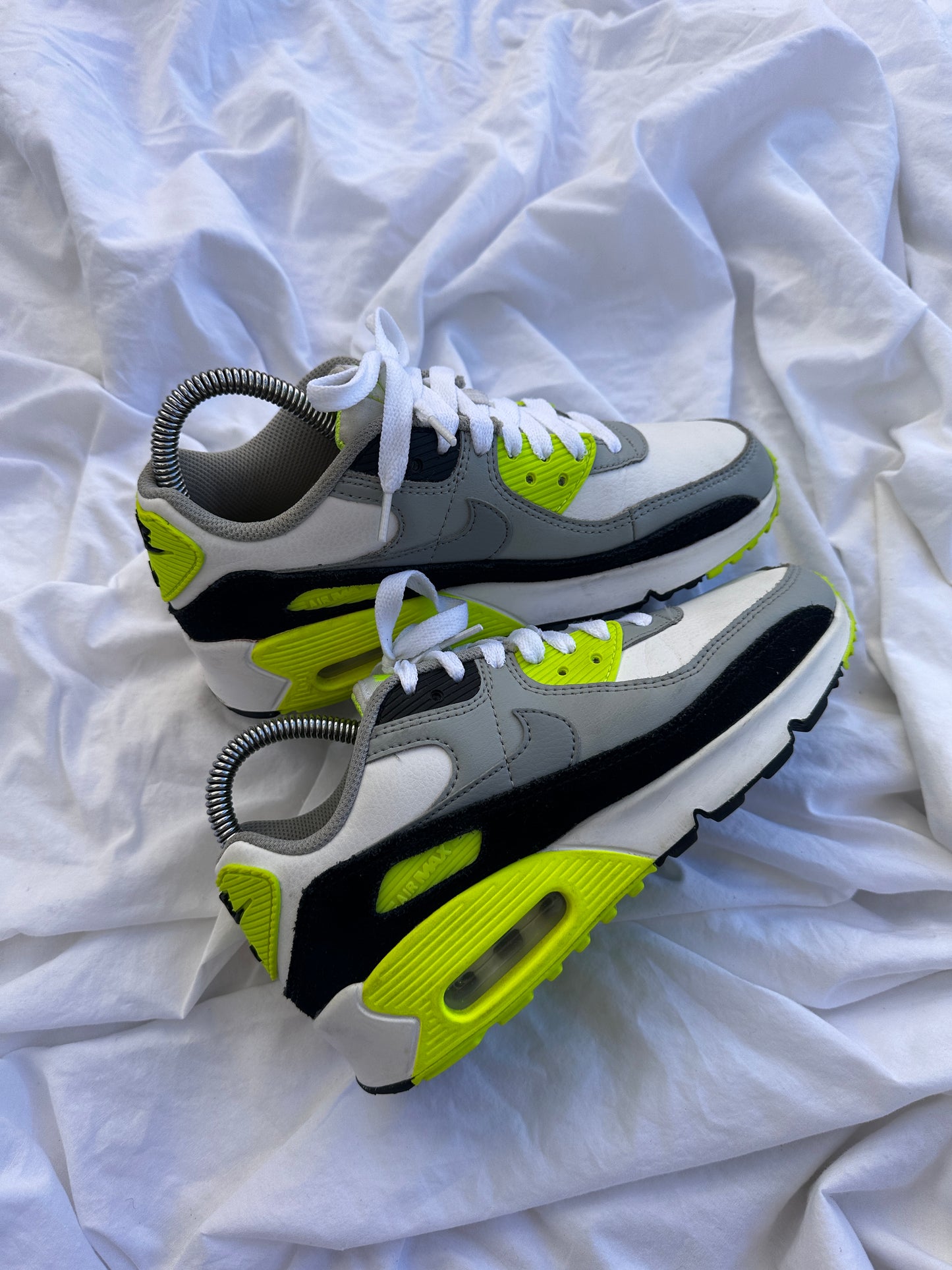 Nike Air Max 90 Volt ženske patike (36)