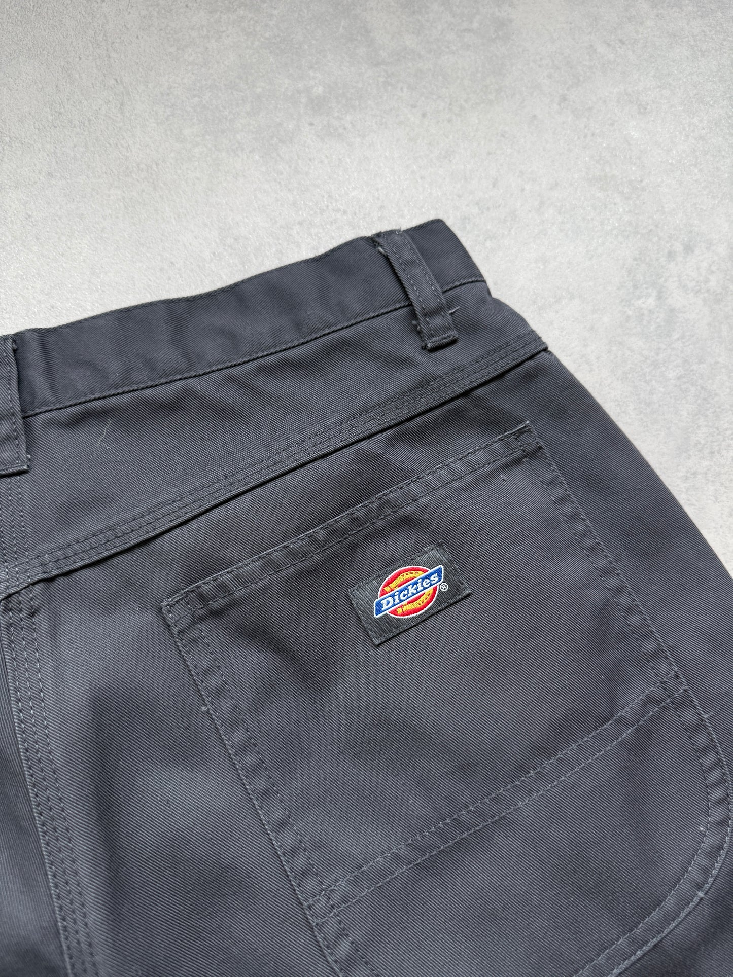 Dickies muške sive hlace (30x32)