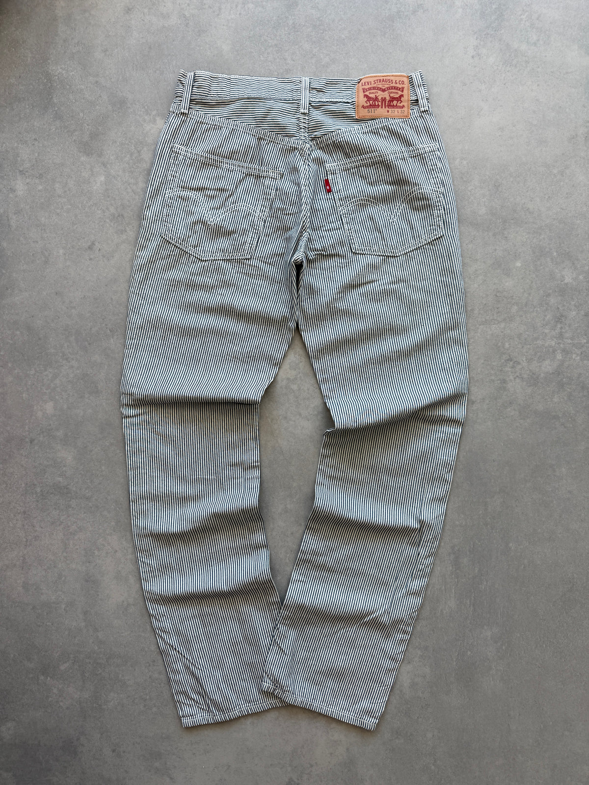Levis 511 muške prugaste lagane hlace (32x32)