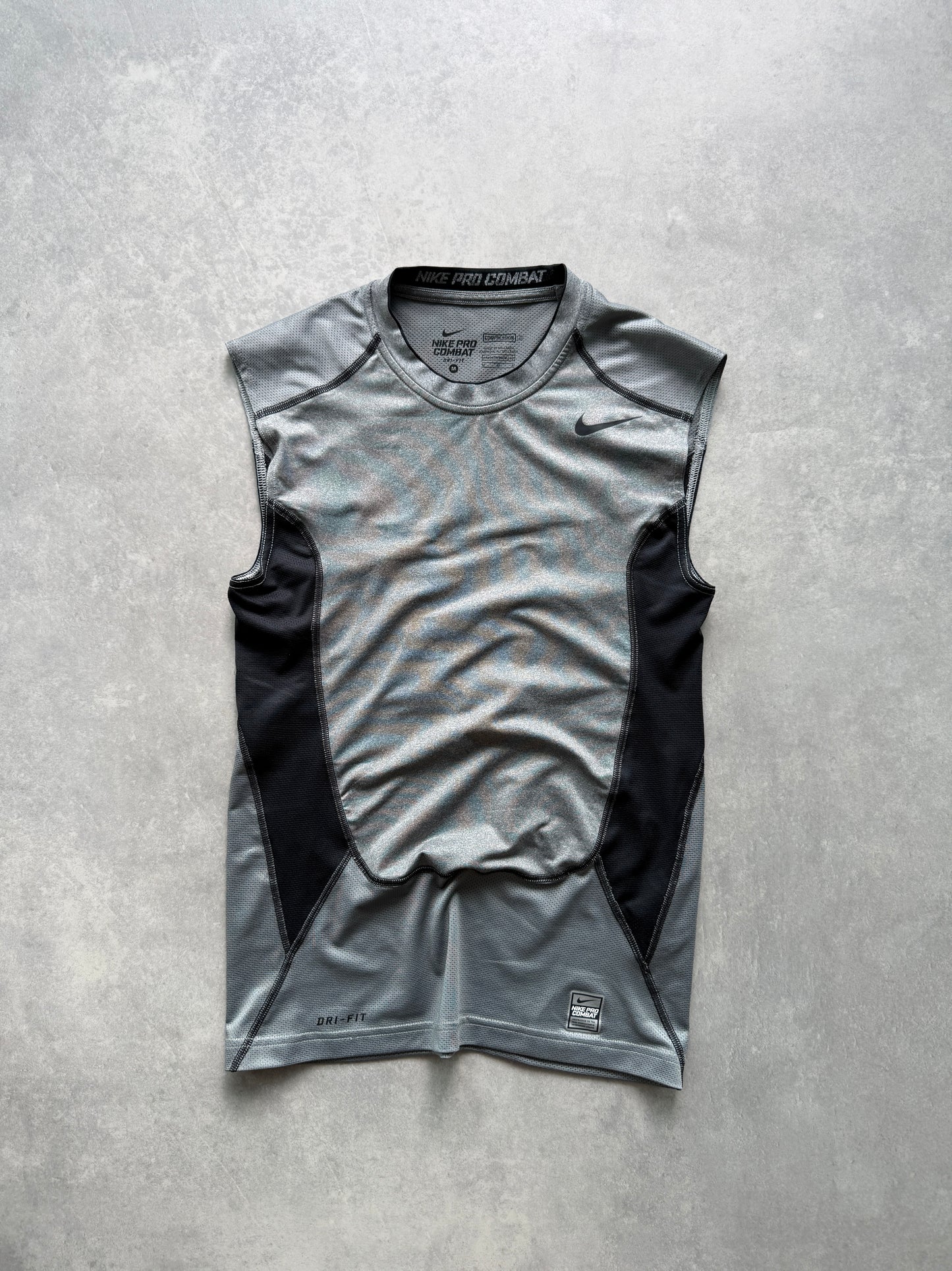 Nike Pro Combat muška kompresiona majica (M)