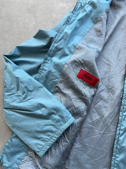Hugo Boss vintage 90s muška ice blue šuškava jakna (L)