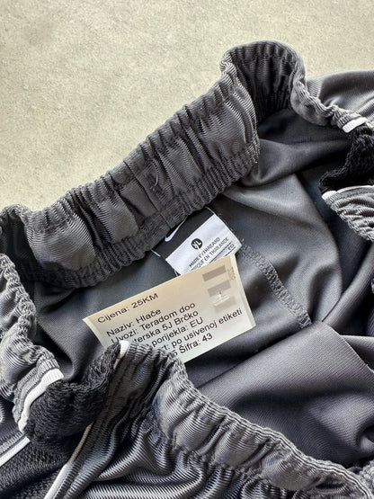 Nike djeciji košarkaški dres (XL)