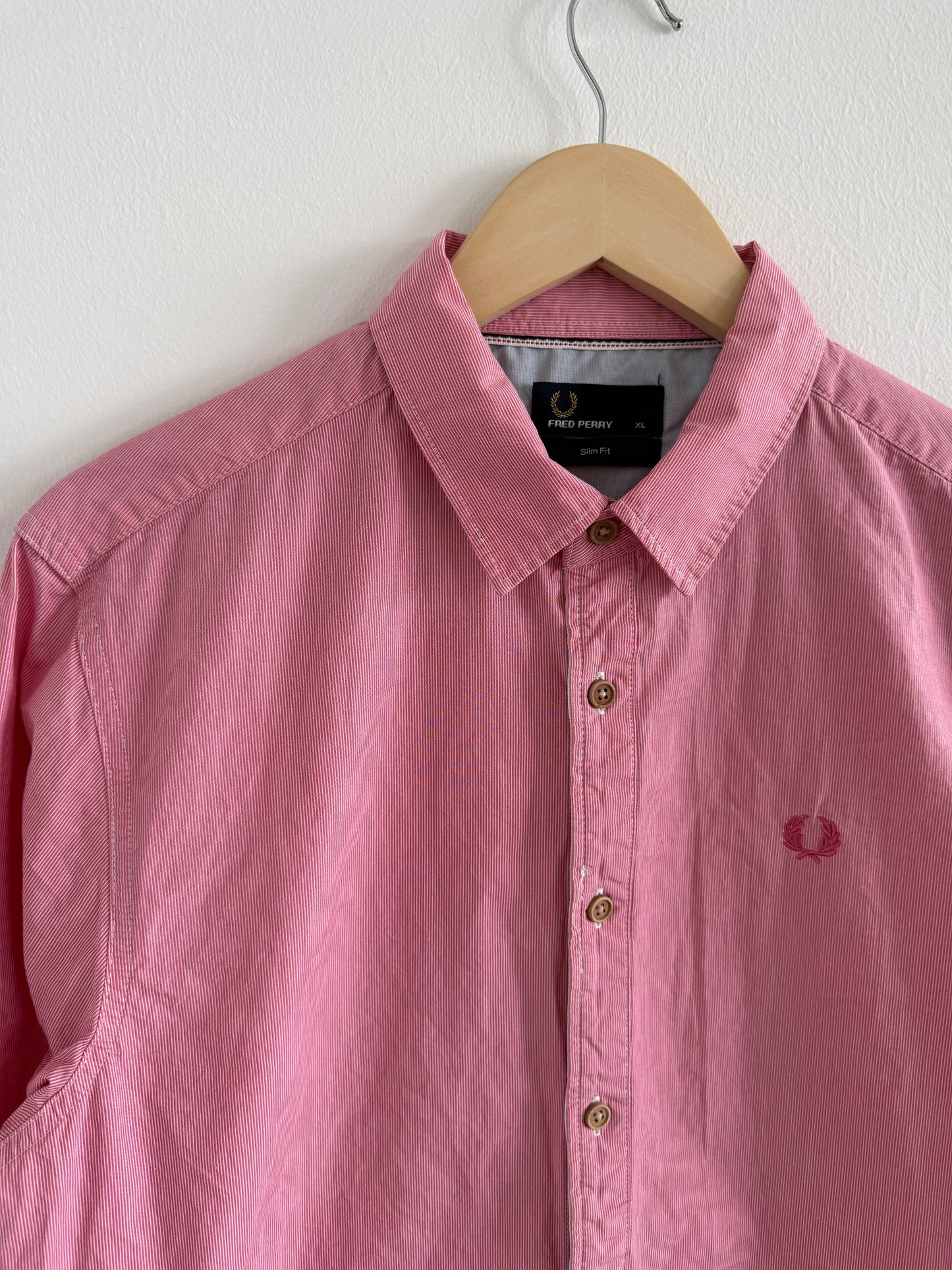 Fred Perry muška roza slim fit košulja (XL)