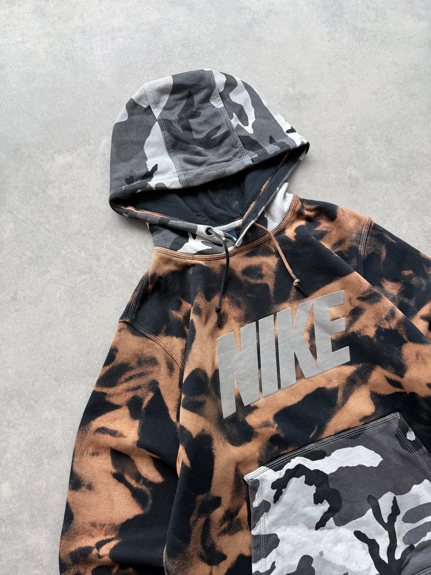 Nike muška bleech dye dukserica (M)