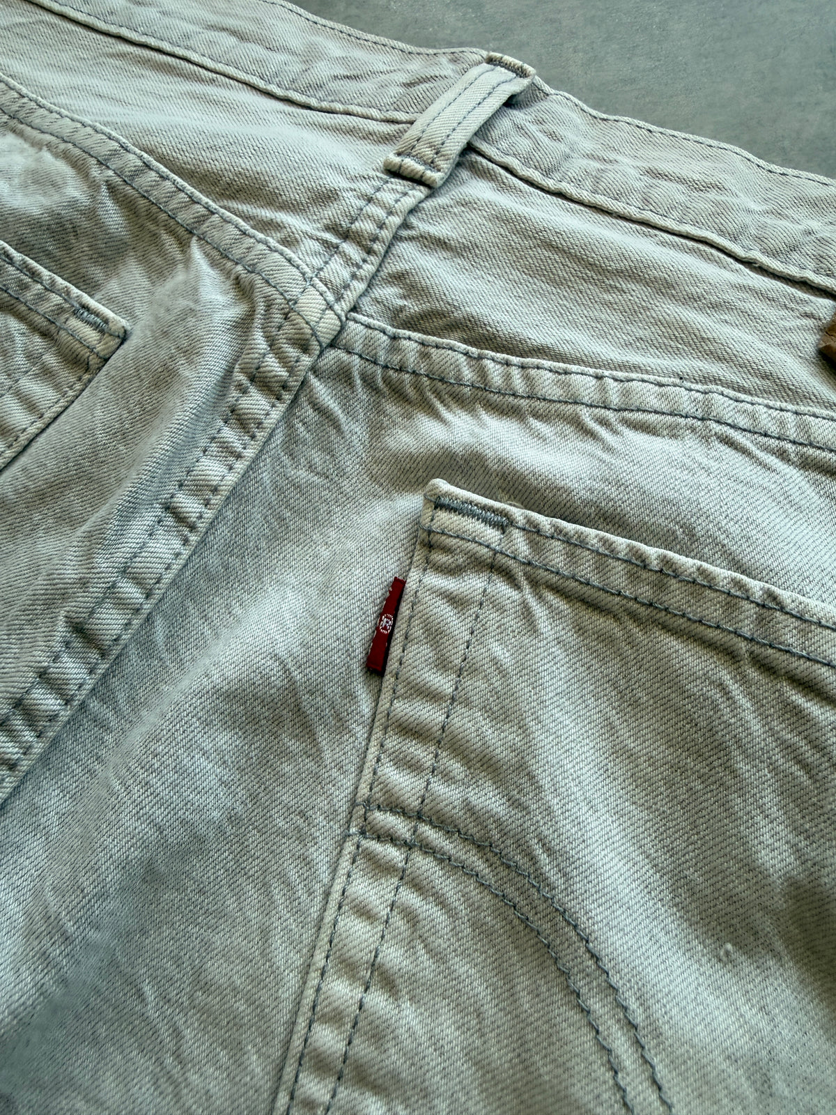 Levis 501 vintage muške sive farmerke (36x30)