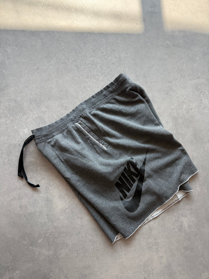 Nike muški sivi basic šorc (XL)