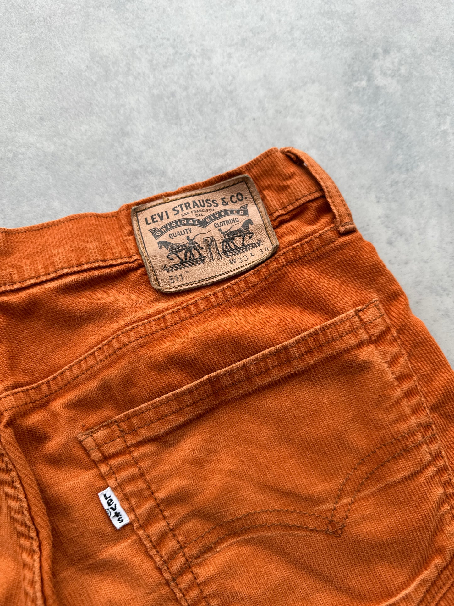 Levis 511 vintage ženske hlace (33x34)