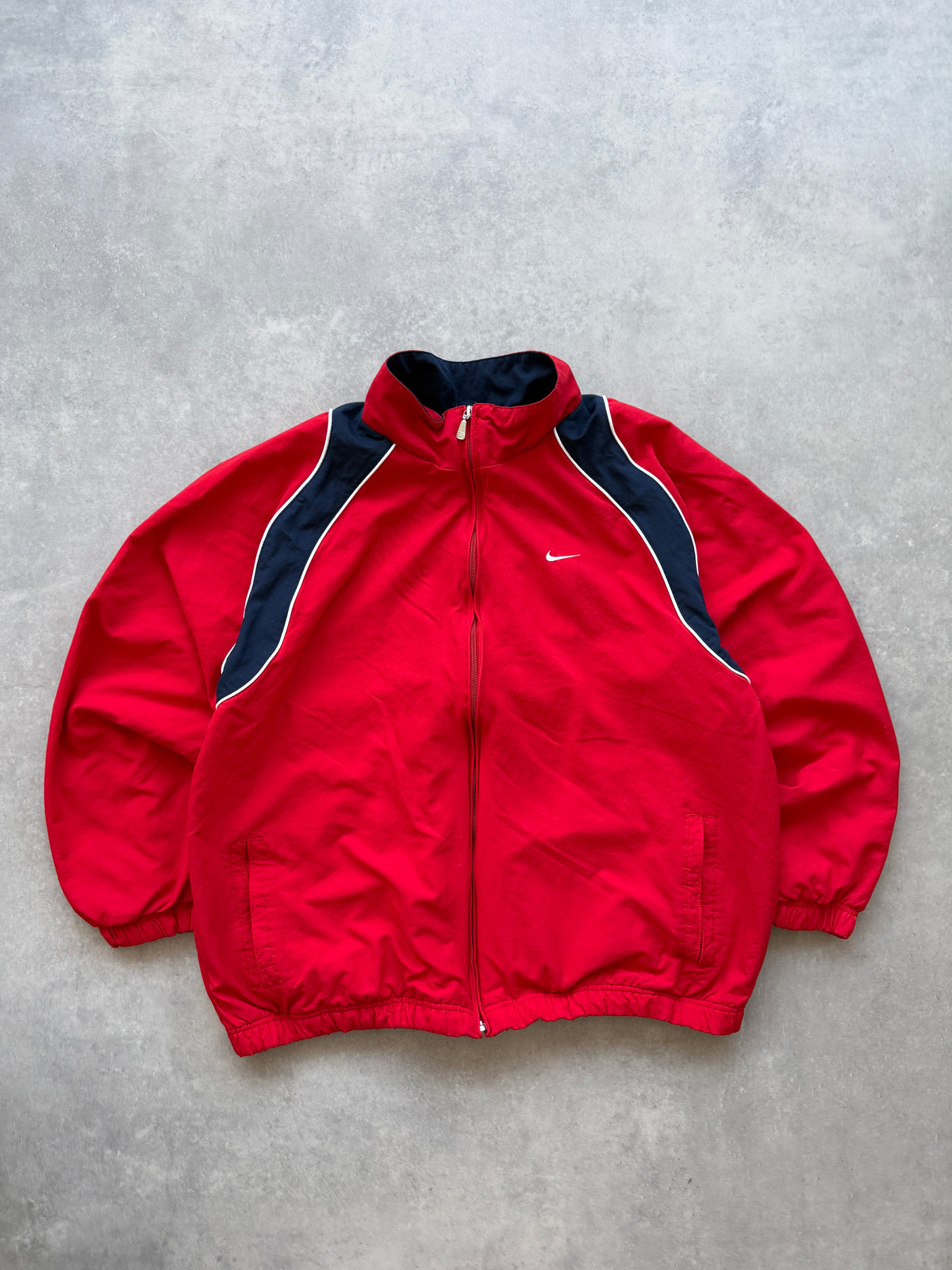 Nike 00s muška crvena šuškava dukserica (XL)