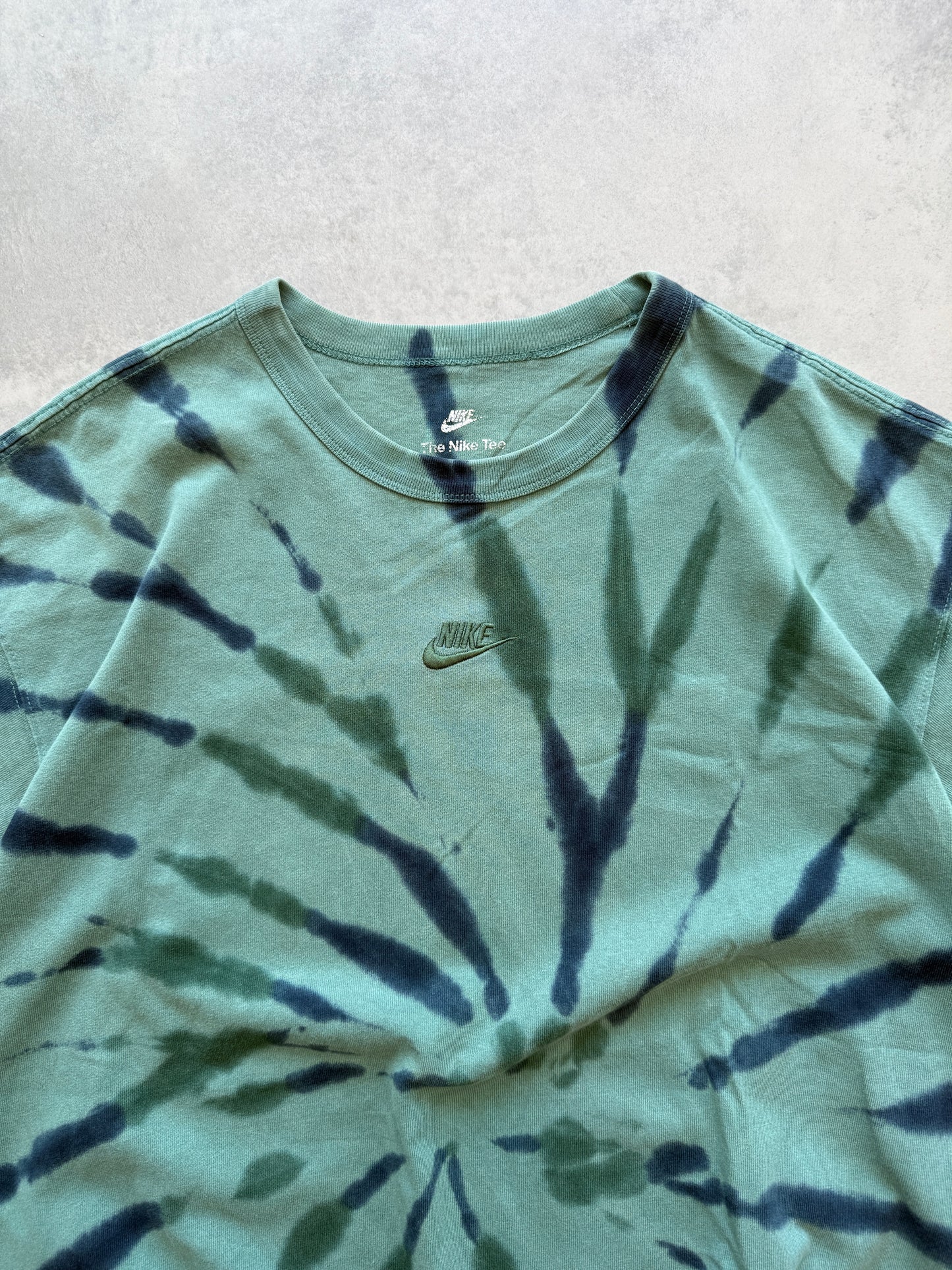 Nike muška tiedye oversized majica (L)