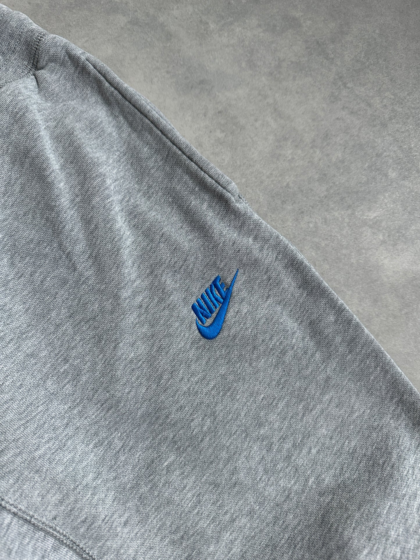 Nike muška siva trenerka (S)