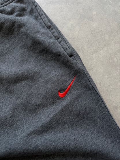Nike muška basic siva trenerka (M)