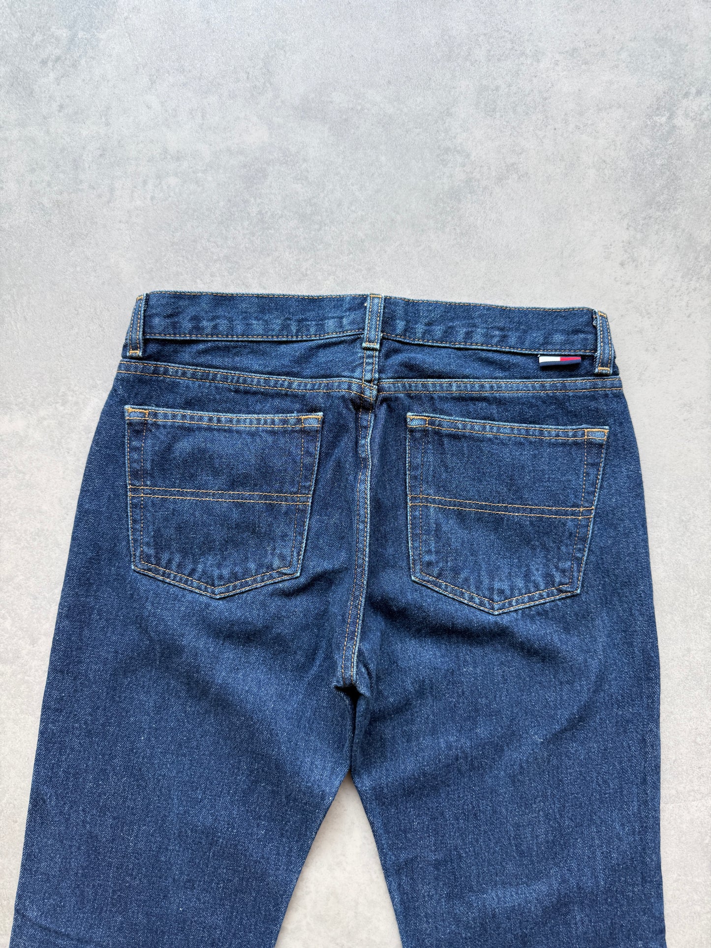 Tommy Jeans ženske flared farmerke (S)