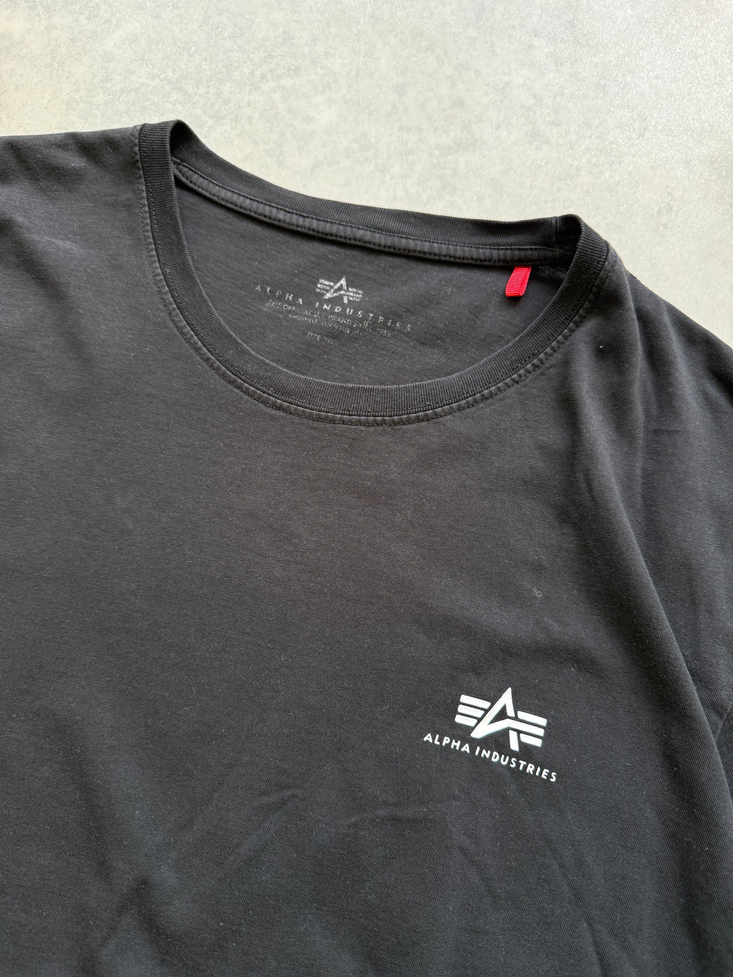 Alpha Industries muška crna majica (XXL)