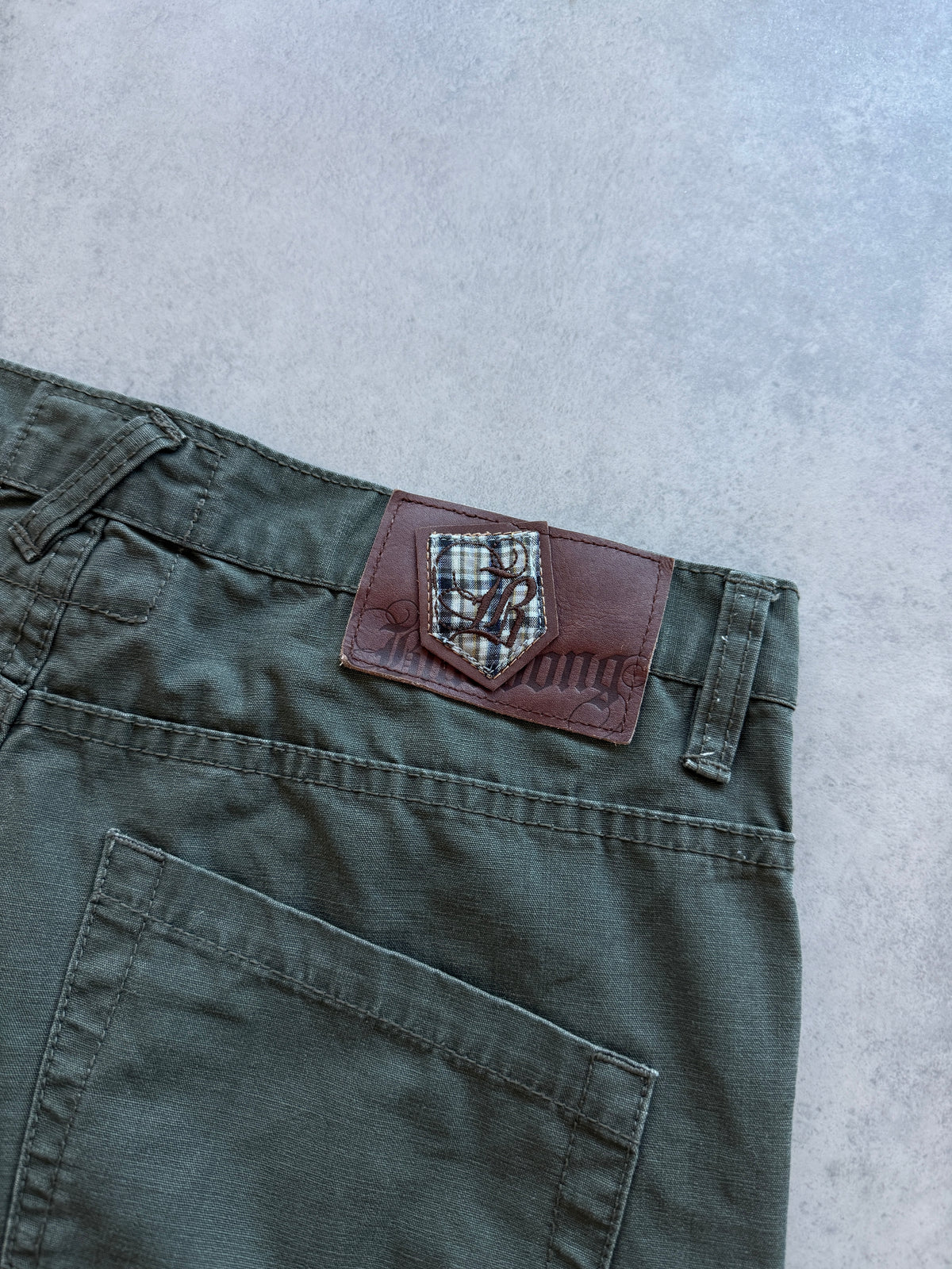 Billabong 2000s muške baggy hlace (32)