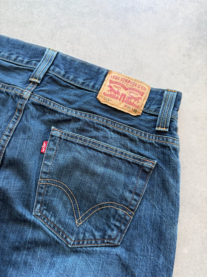 Levis 506 muške relaxed fit farmerke (36x30)