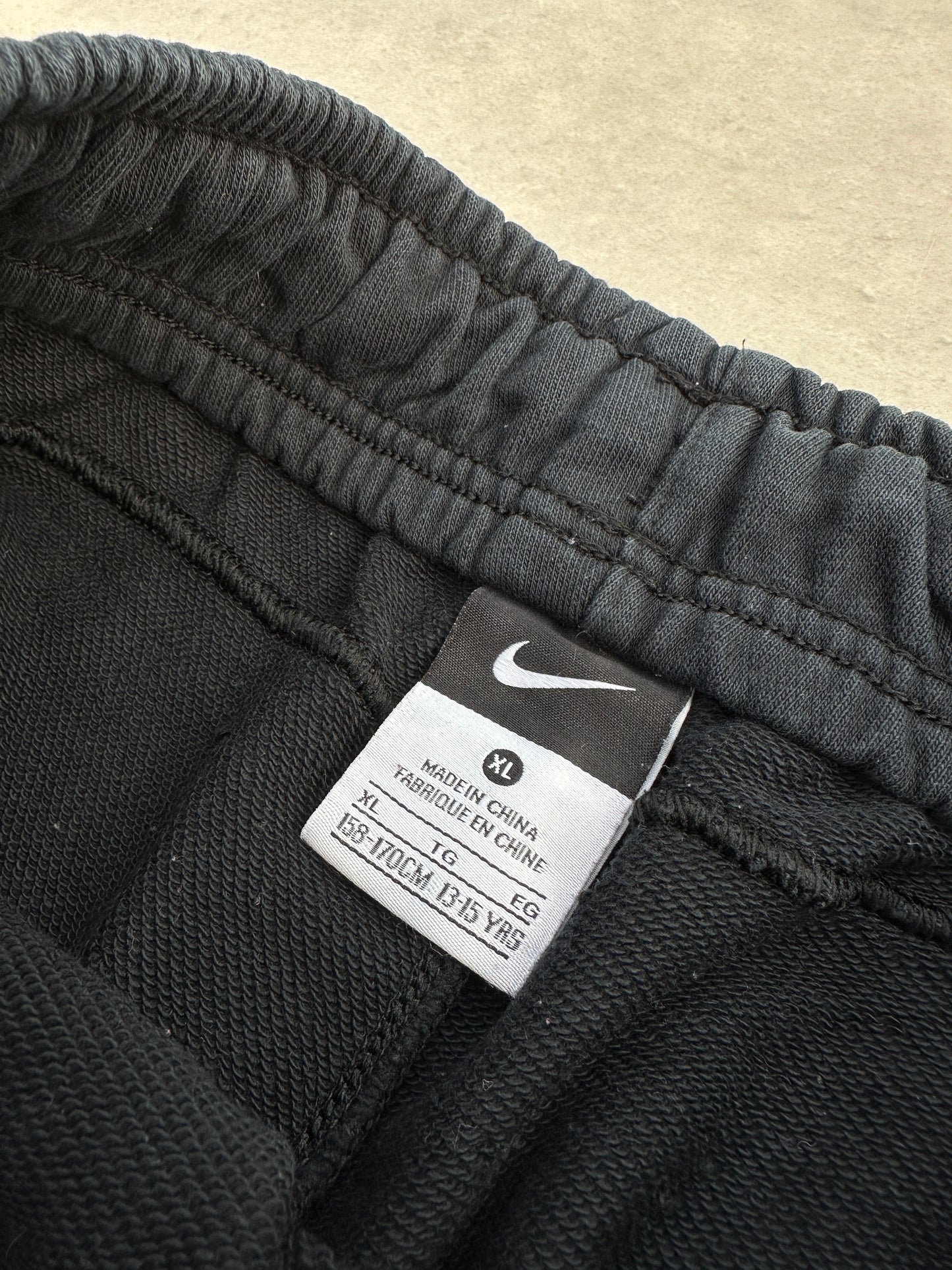 Nike baggy djecija trenerka (XL)