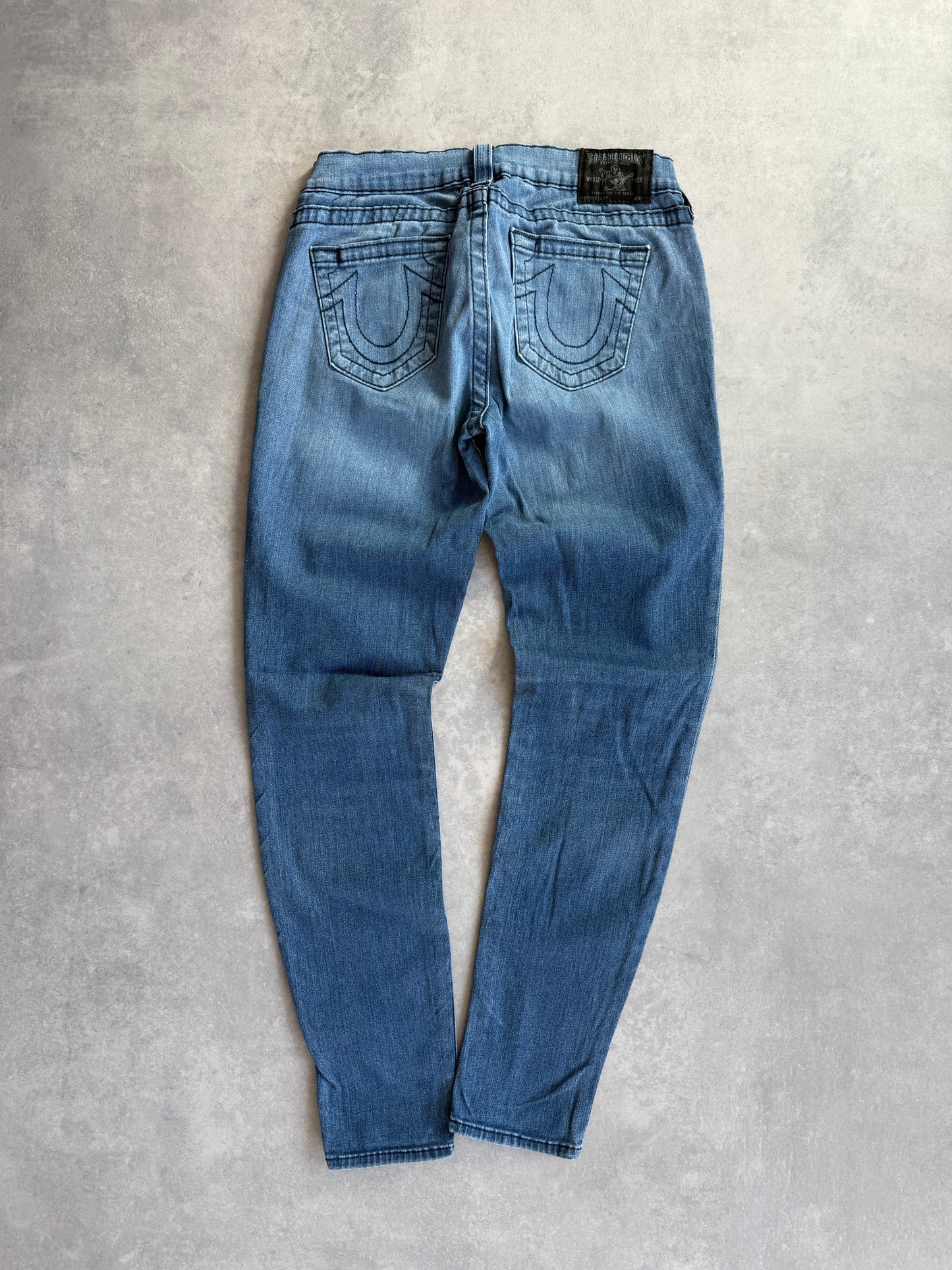 True Religion ženske Y2K skinny fit farmerke (30)