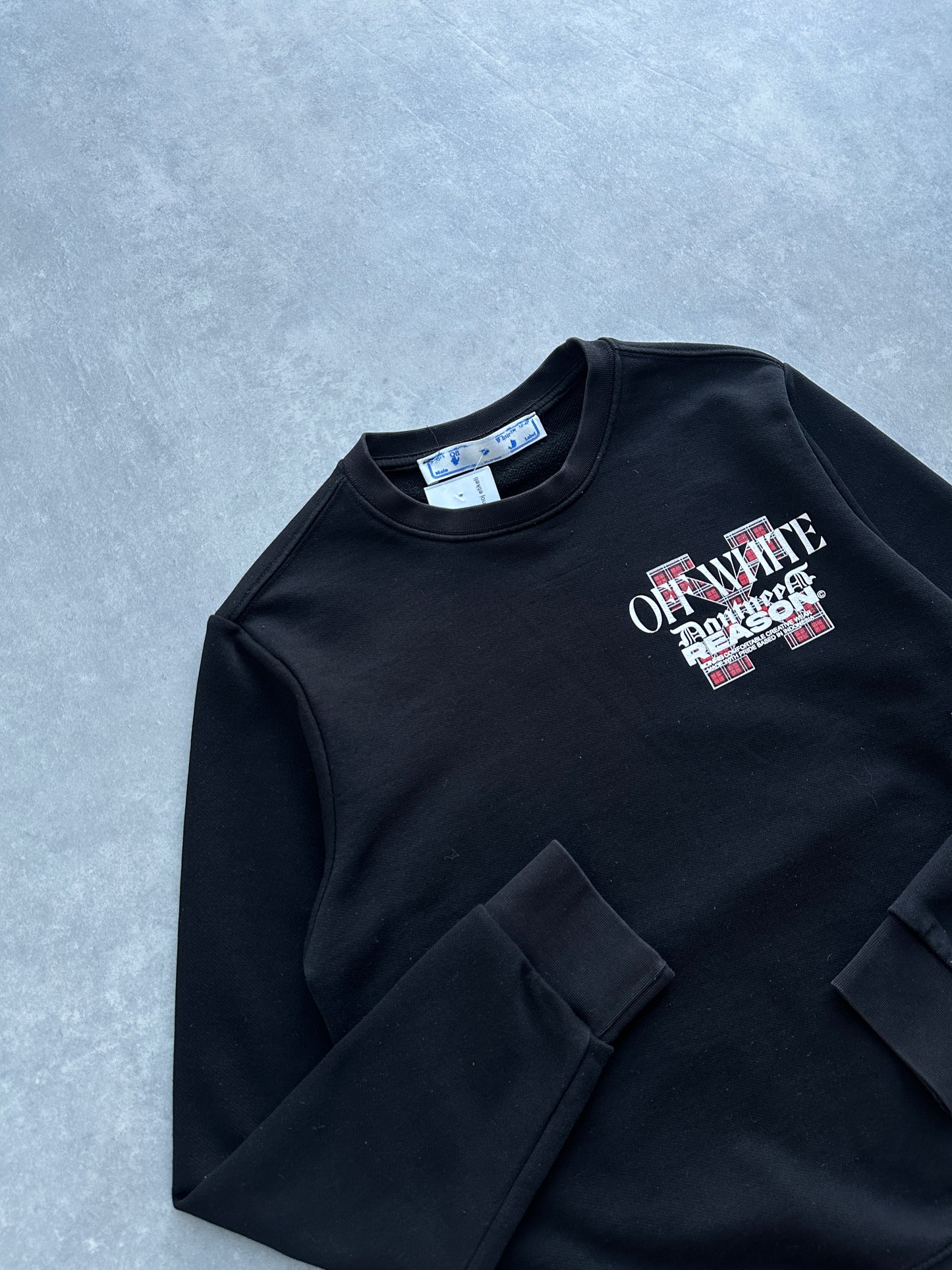 Off White muška crna dukserica (M)