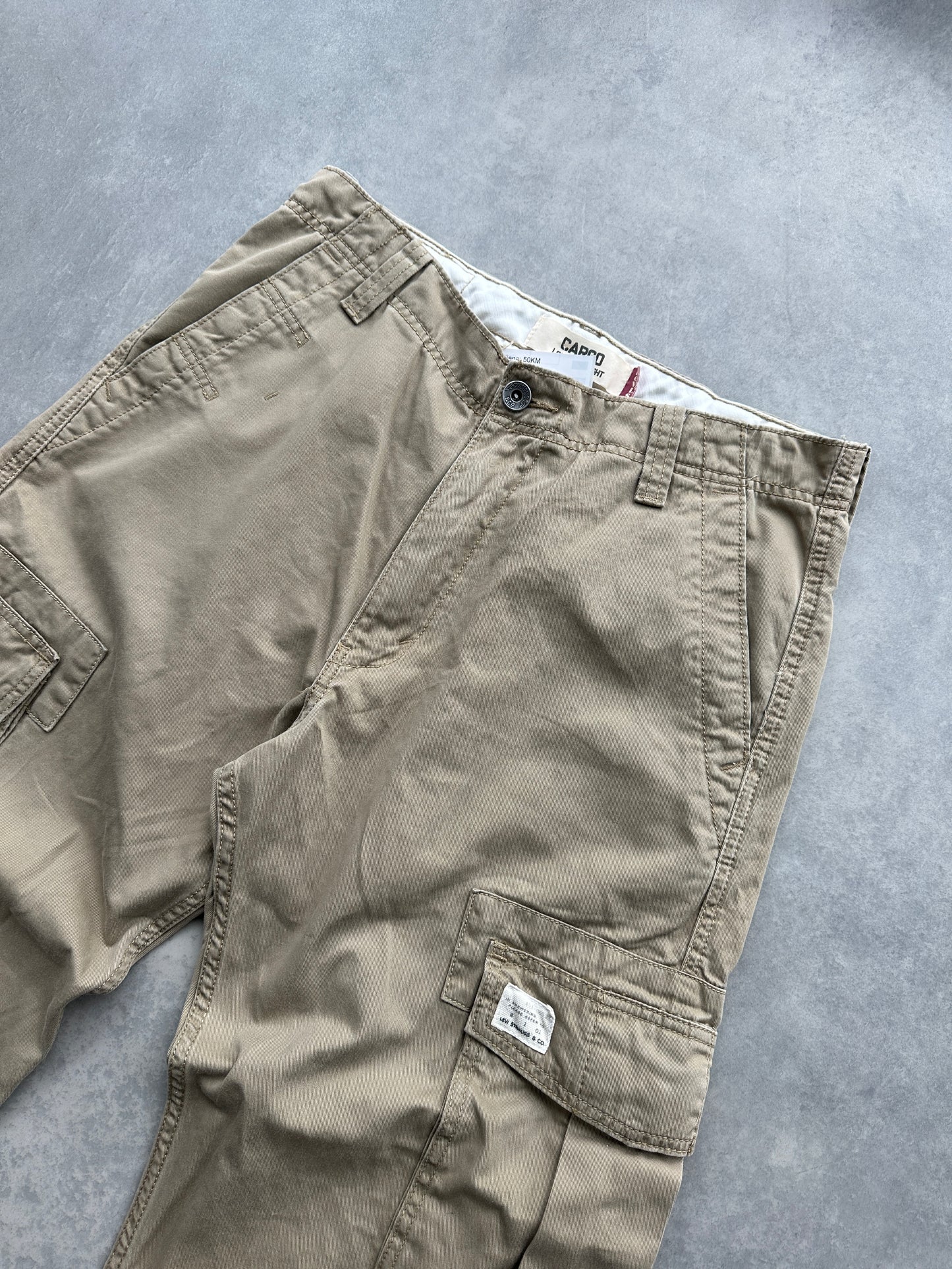 Levis muške baggy cargo hlace (33x30)