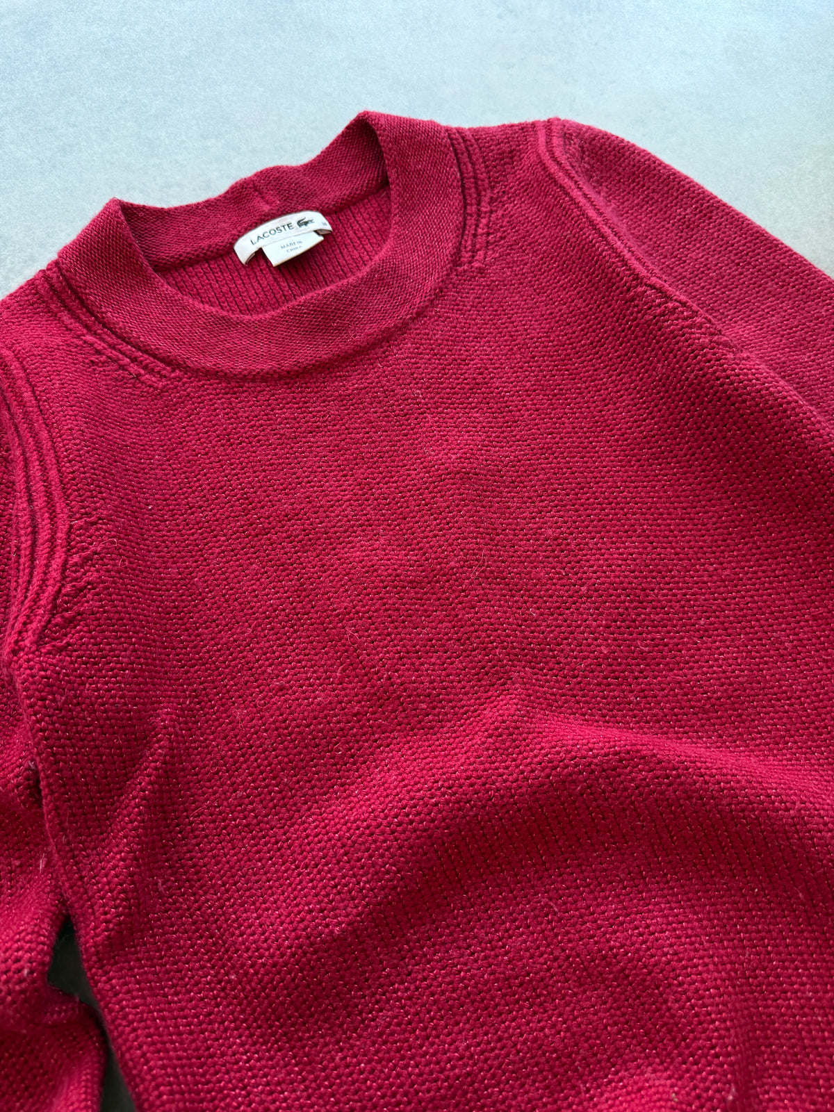 Lacoste retro ženski crveni džemper (M)