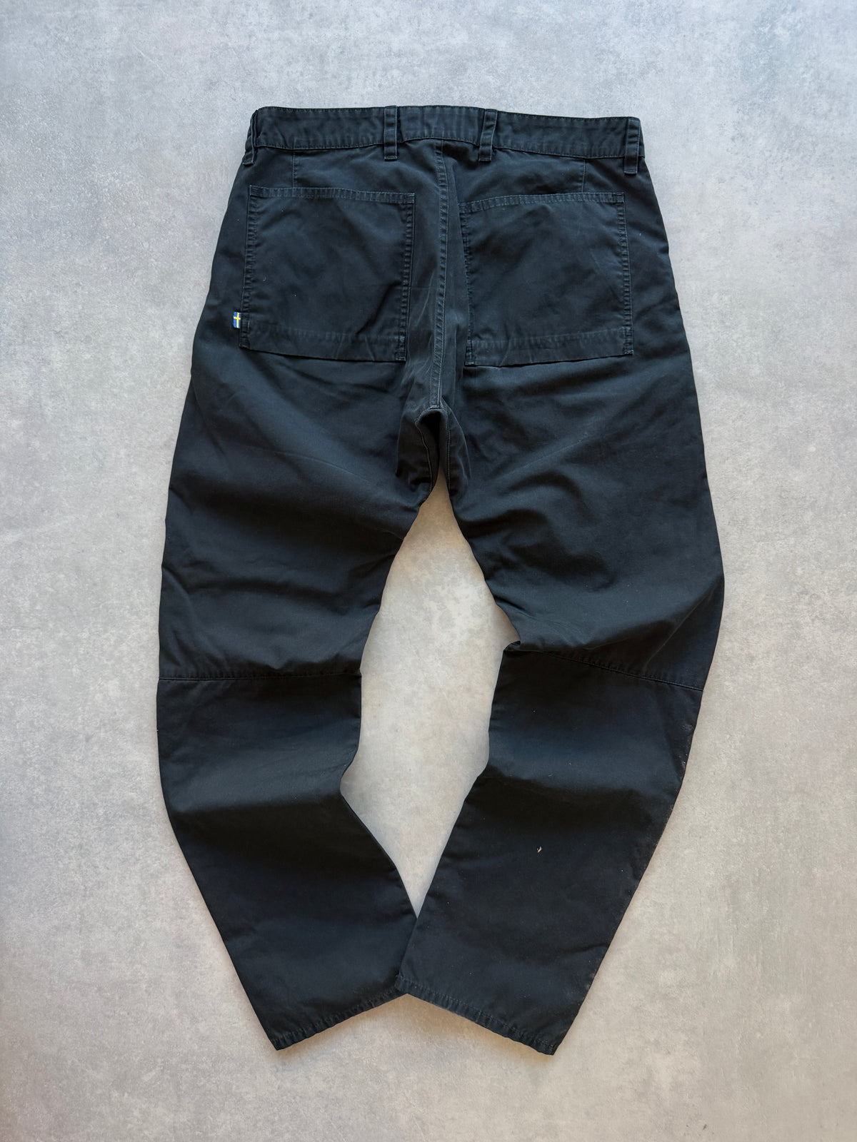Fjallraven muške crne hlace (S)