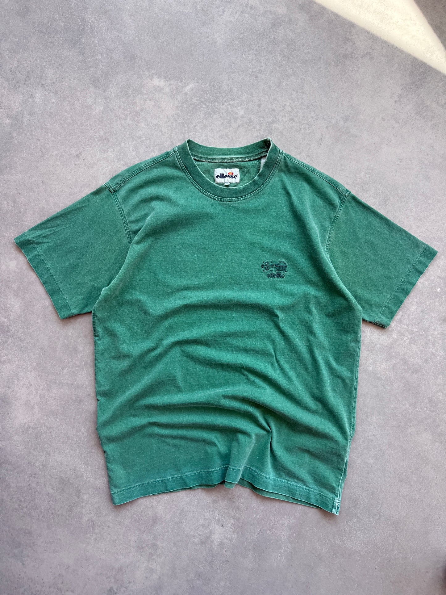 Ellesse vintage muška oversized majica (S)