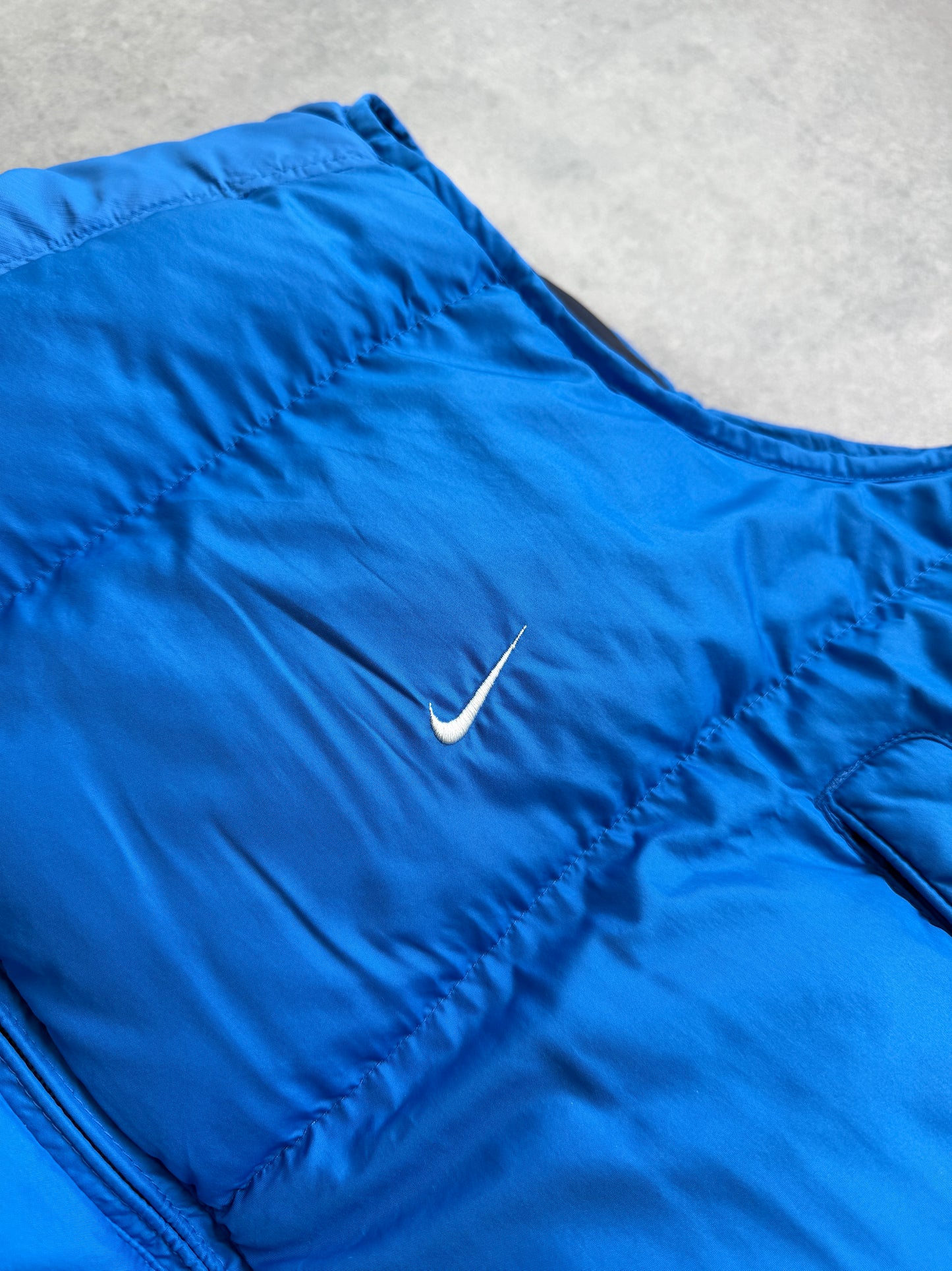 Nike 2000s muški plavi puffer prsluk (XXL)
