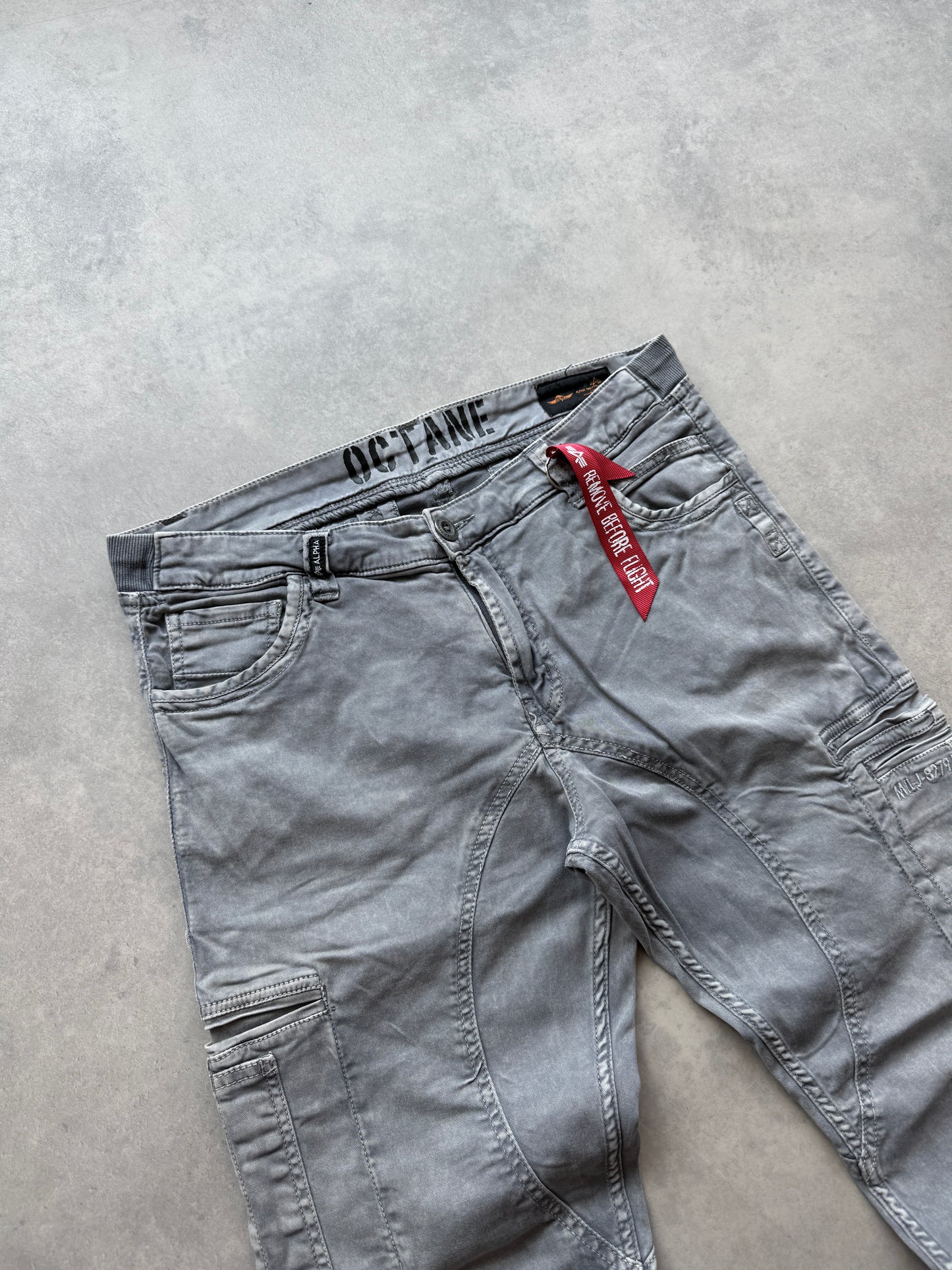 Alpha Industries muške slim fit hlace (33)