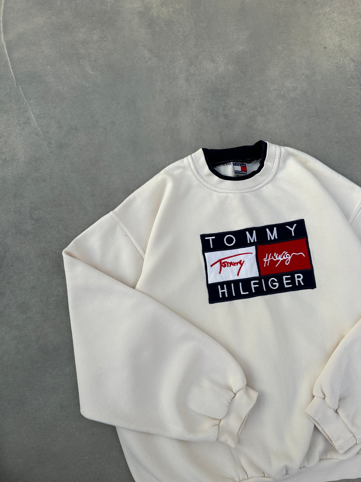 Tommy Hilfiger 90s bootleg muška dukserica (L)