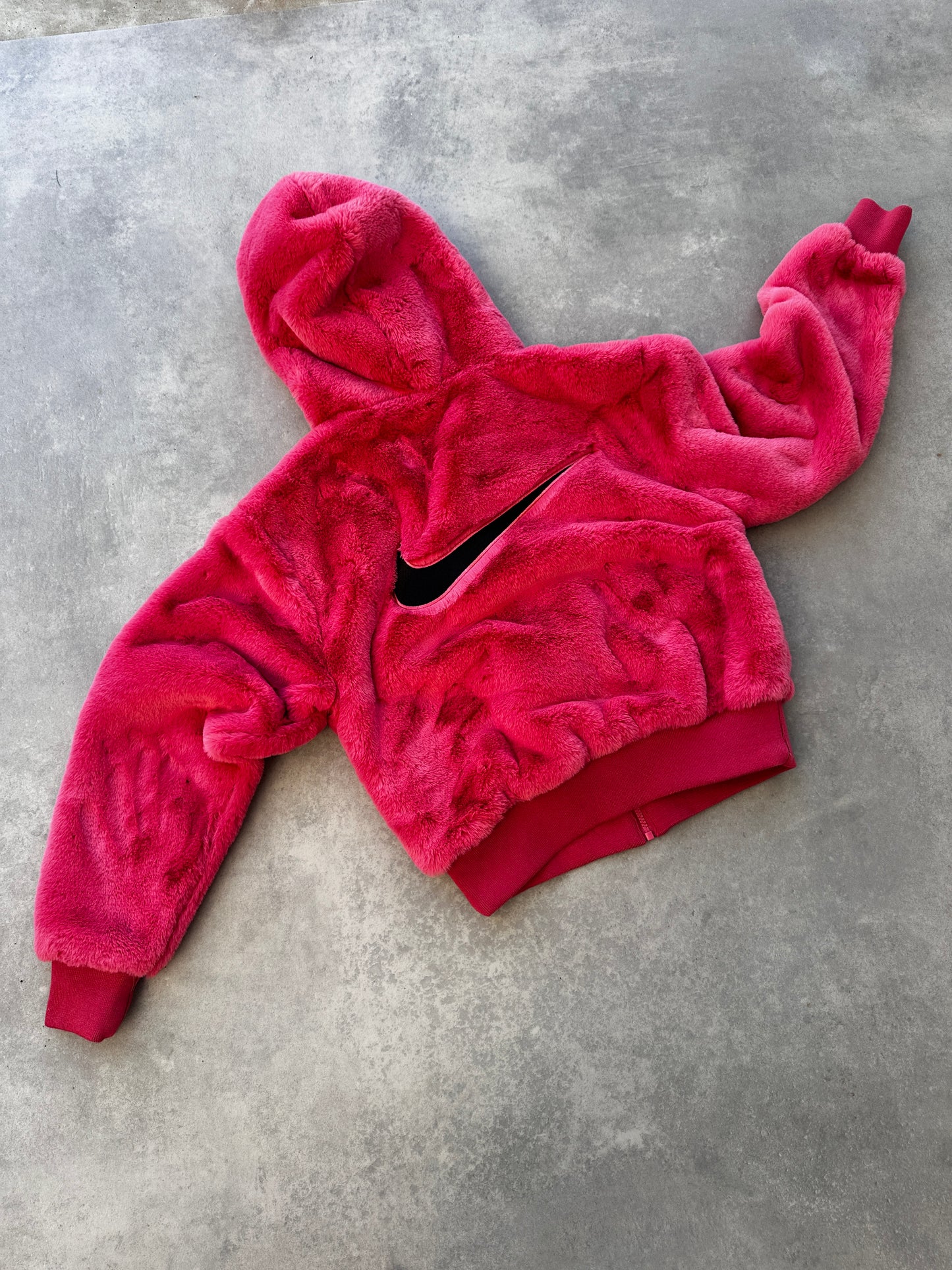 Nike ženska fleece crop jakna (XS)