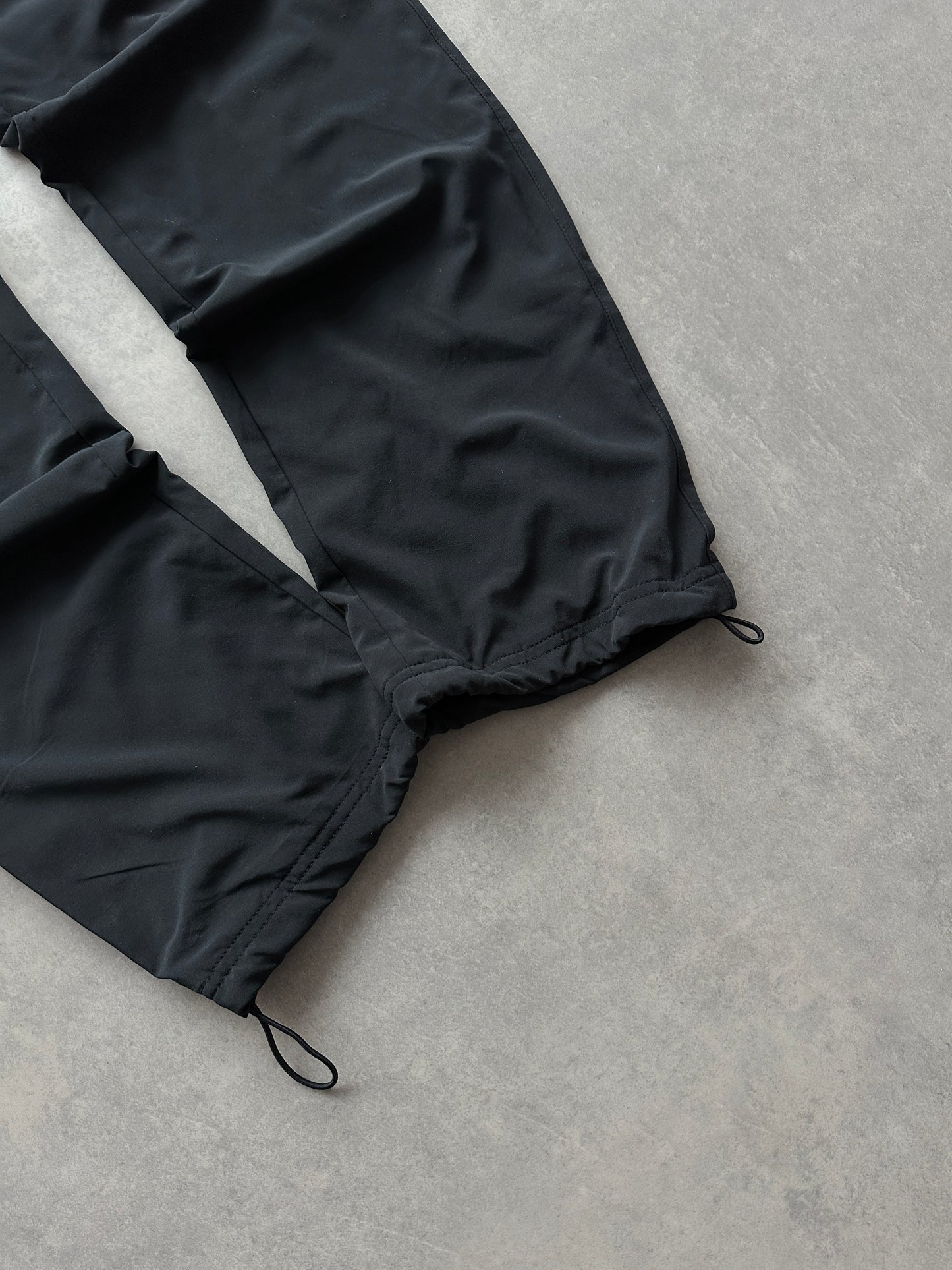 Nike ženska baggy crna šuškava trenerka (XS)