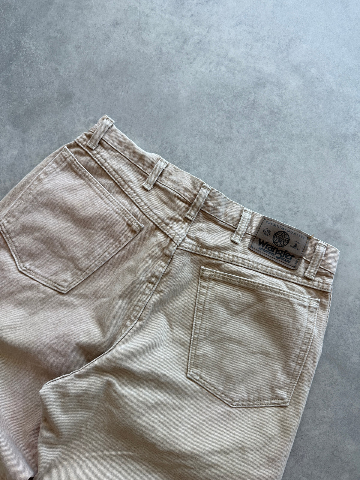 Wrangler vintage muške bež farmerke (34x32)